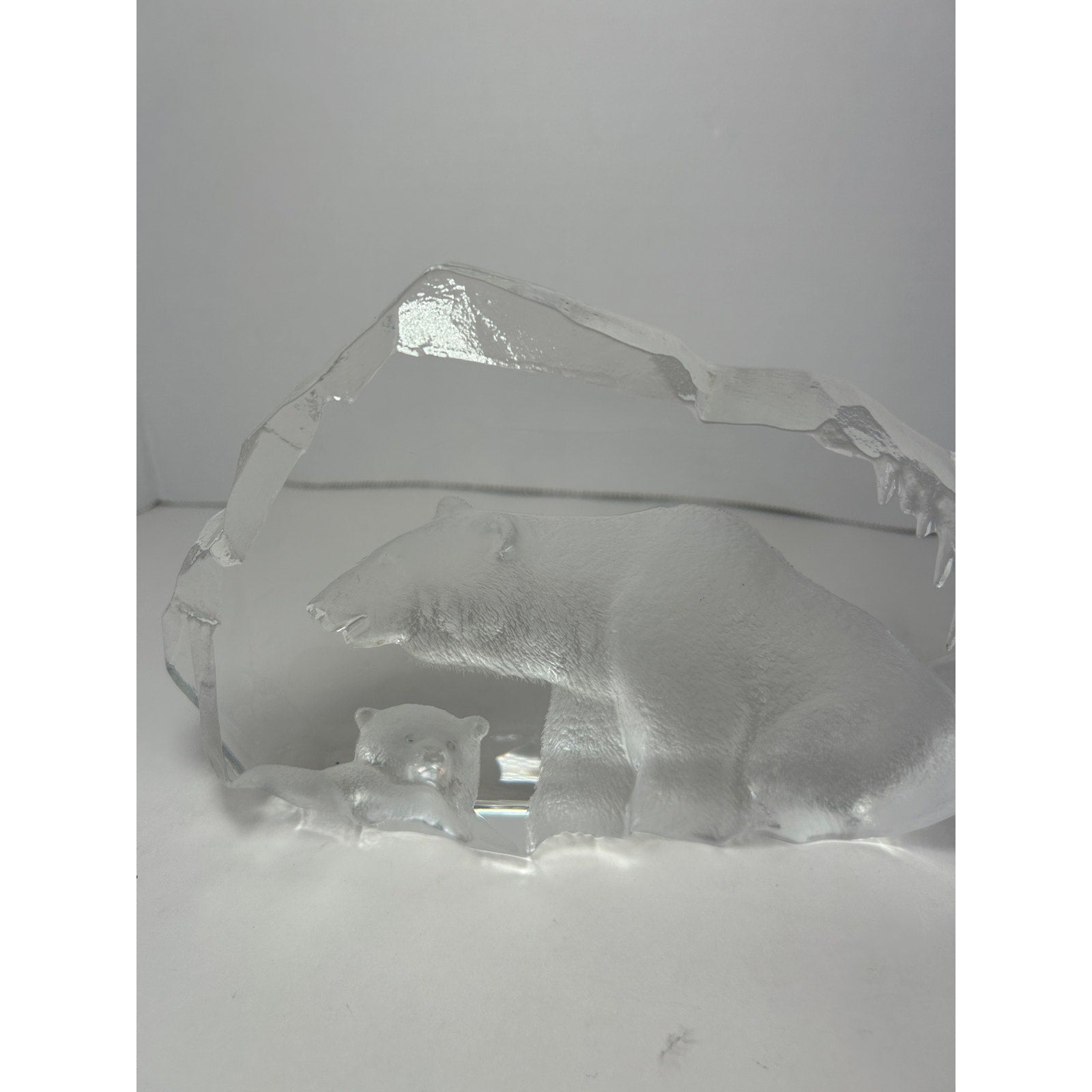 Mats Jonasson Maleras Sweden Crystal Polar Bear and Cub Heavy Glass Sculpture