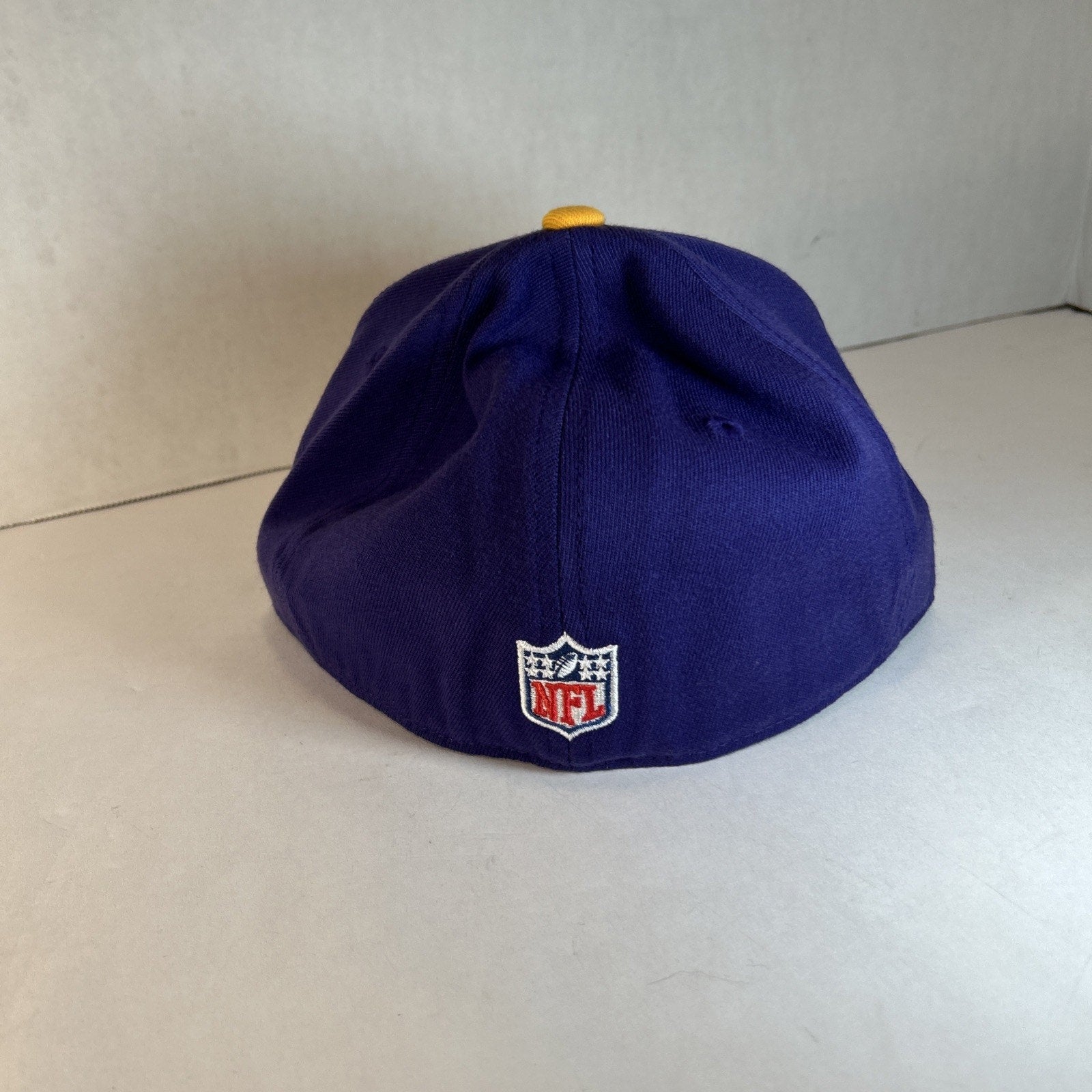 Minnesota Vikings Reebok NFL Fitted Cap Purple Gold Size 7 Hat Retro Style