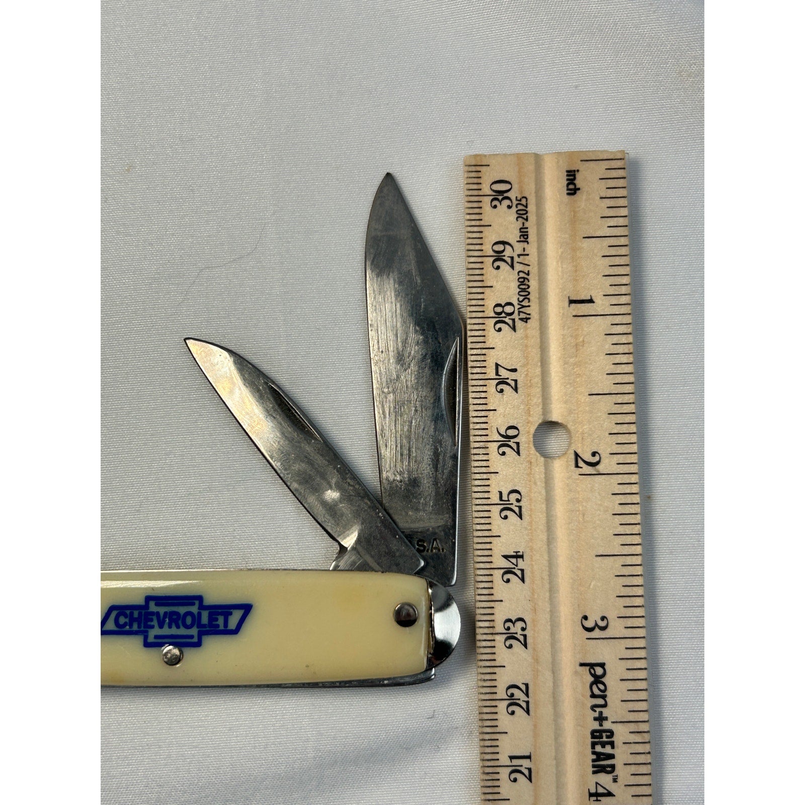 Chevrolet Bowtie Logo Folding Pocket Knife Salesman Display Case Find