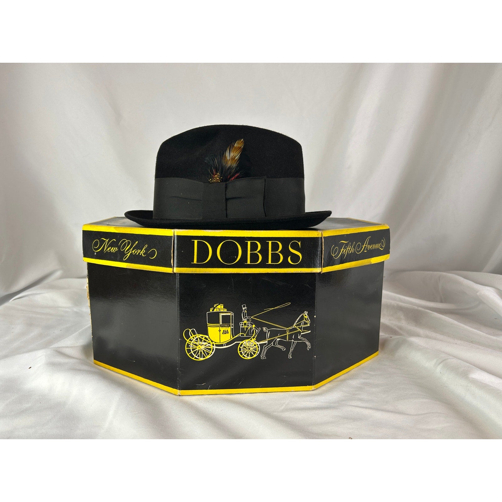 Dobbs Fifth Avenue Black Fedora Hat 7 1/4 Feather Vintage USA Box