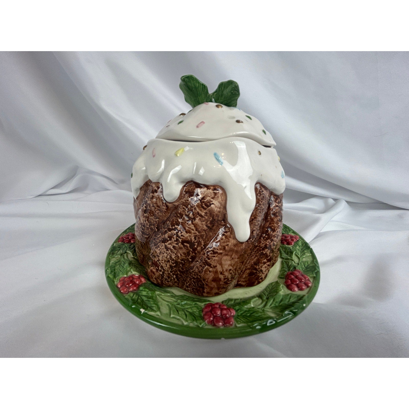 Vintage Ceramic Christmas Pudding Cookie Jar Holly Plate Japan Style -Retired