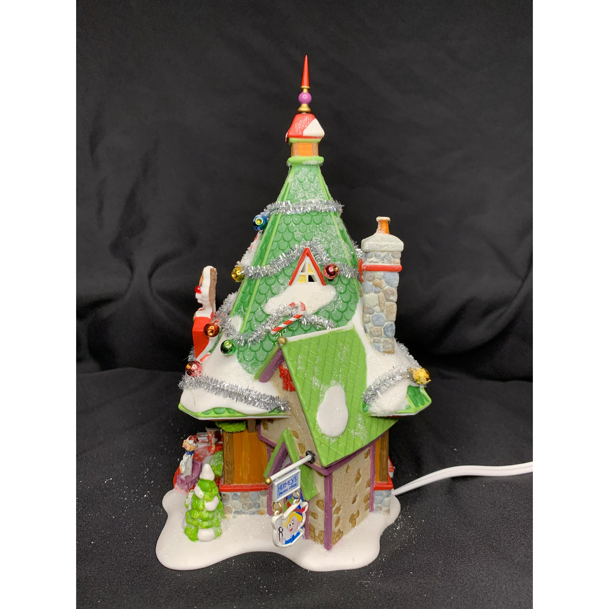 Dept 56 Rudolph’s Misfit Headquarters 56769 North Pole Village Lighted Box
