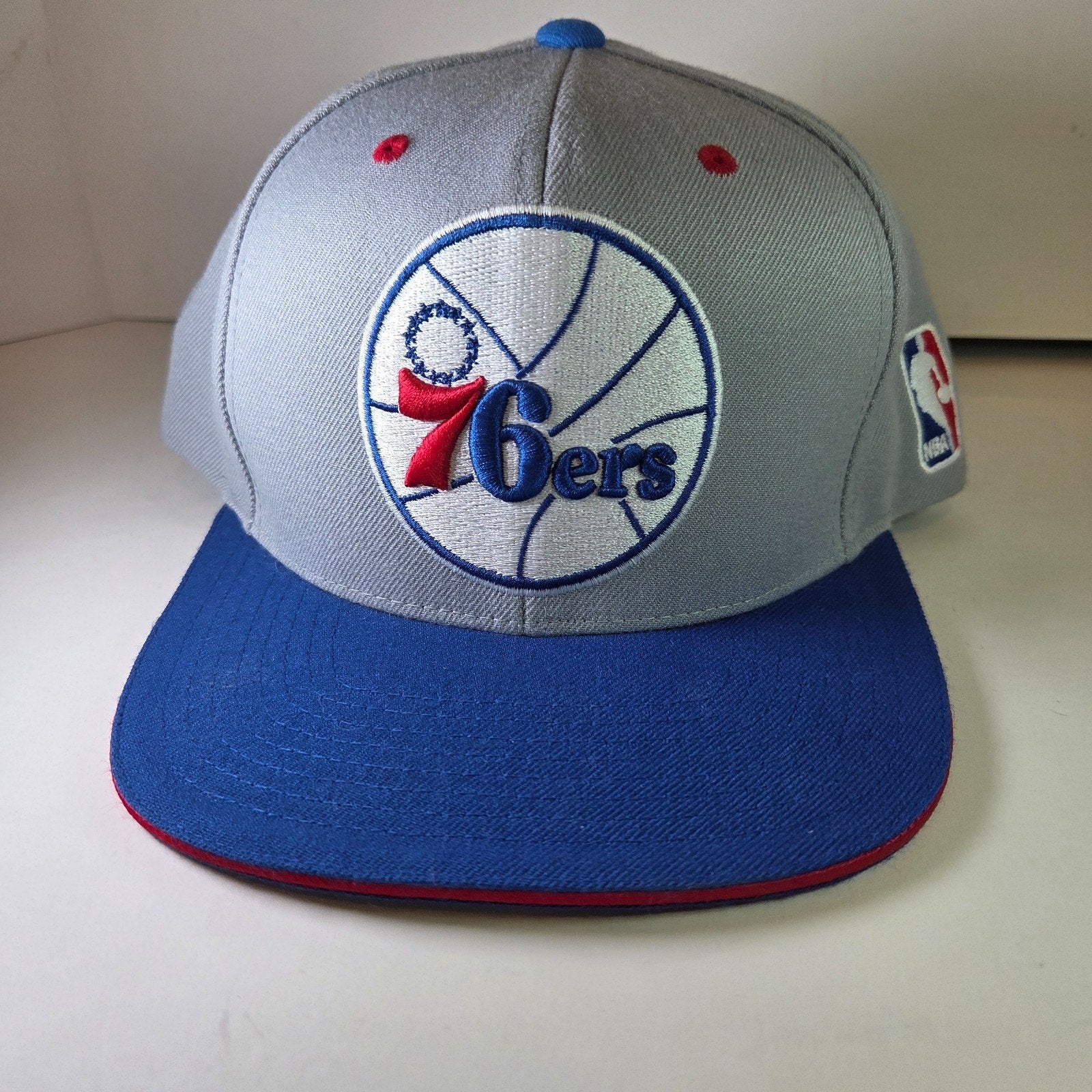 Philadelphia 76ers Mitchell & Ness Snapback Hat Gray Blue Red NBA
