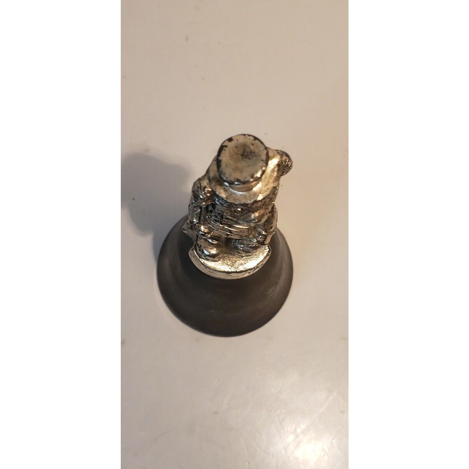 Vintage Bear w/Tophat Metal Bell 4"