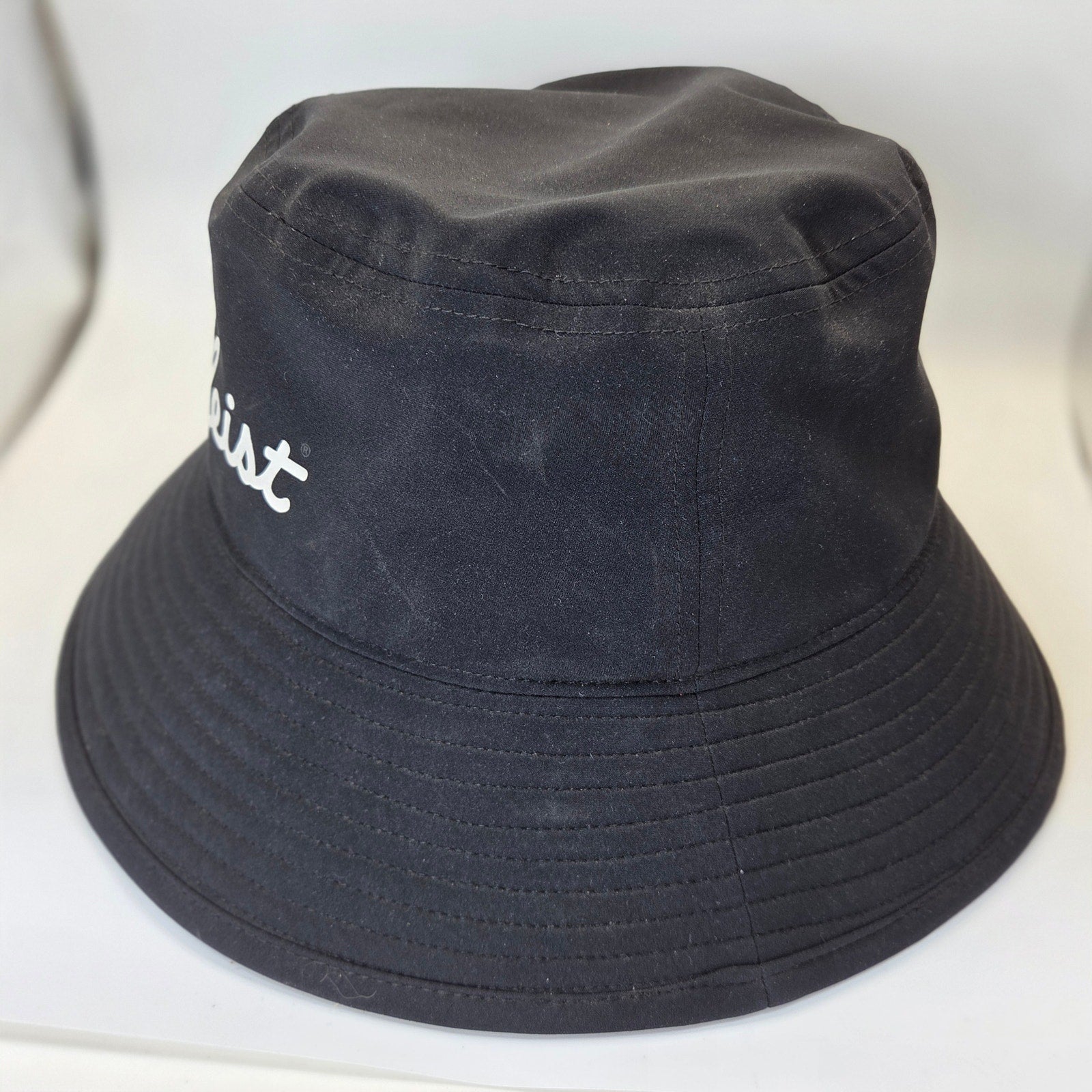 Titleist StaDry Waterproof Golf Bucket Hat Black L/XL Rain Sun Cap Logo
