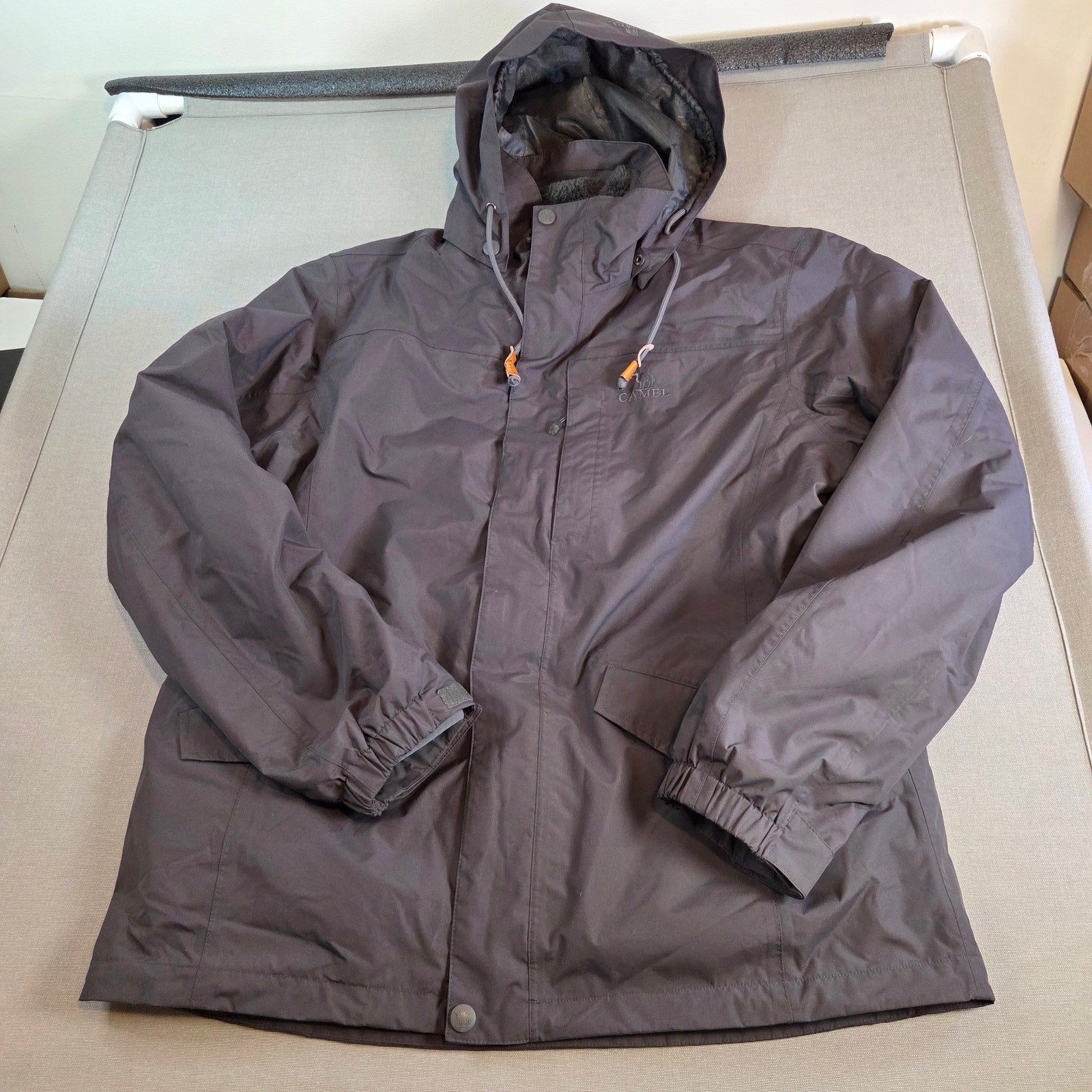 Camel Outdoor Men’s 3-in-1 Hooded Parka Jacket L Gray Zip-Out Faux Fur Liner