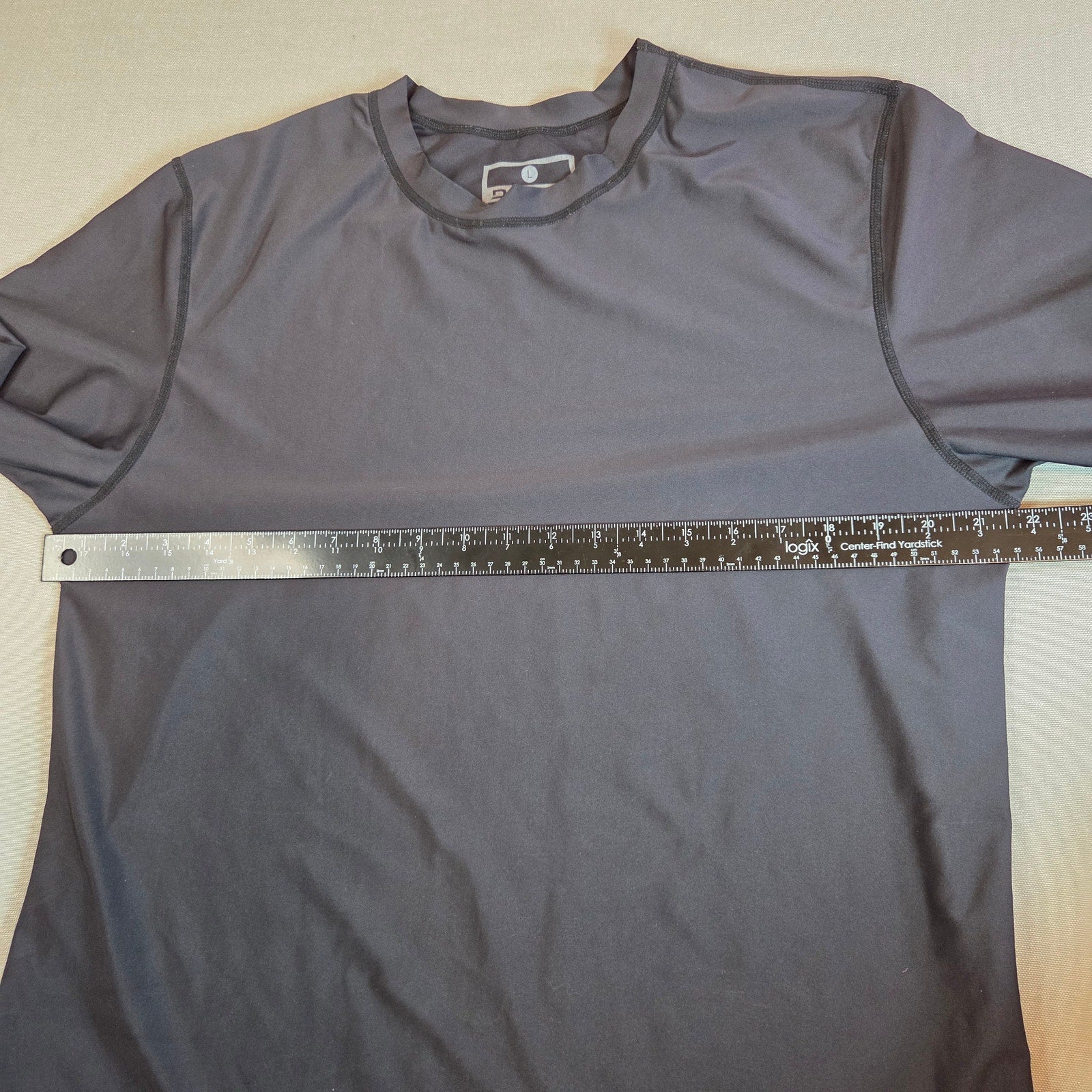 Dakine UPF 50 Long Sleeve Surf Rash Guard Shirt Men’s L Gray Polyester