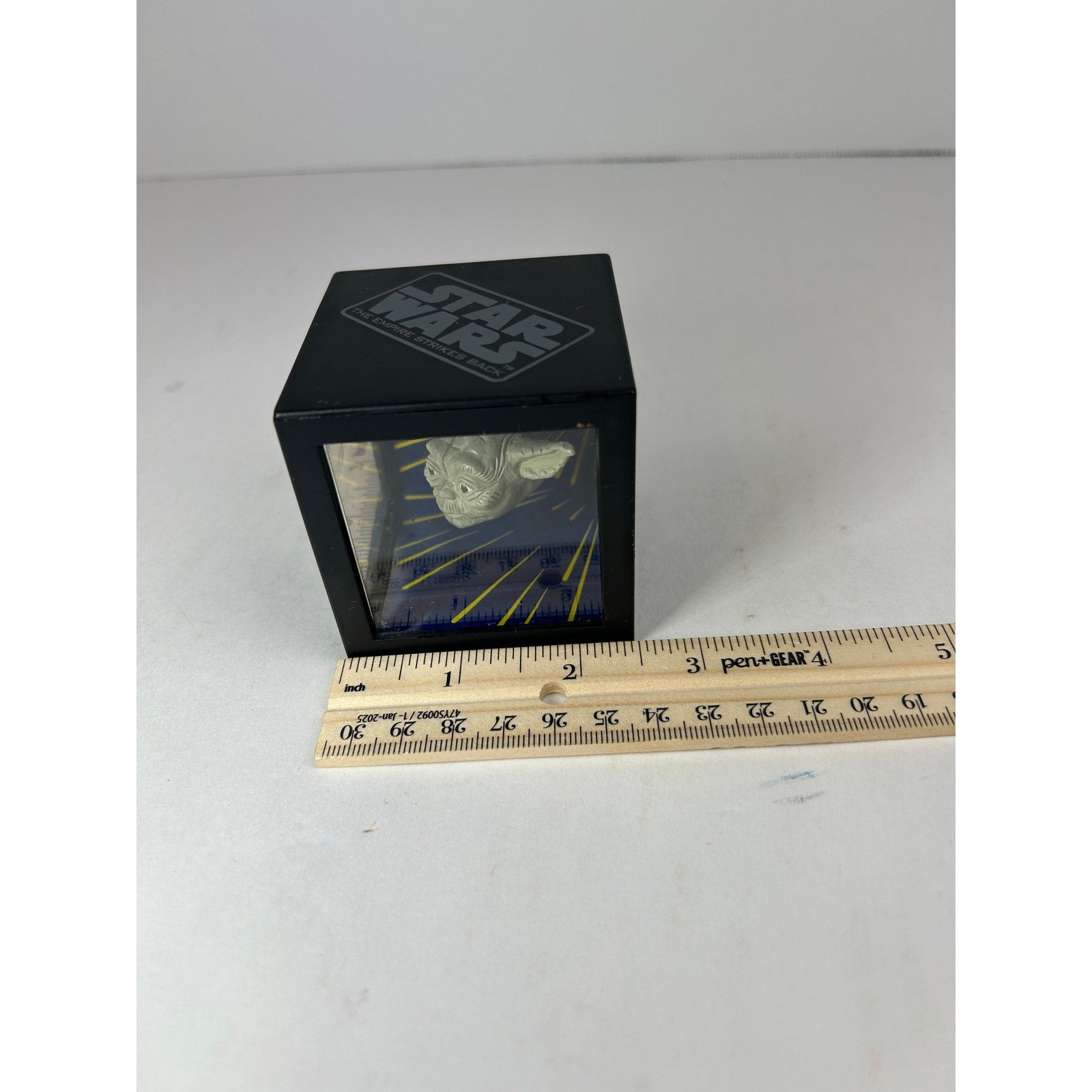 Vintage Star Wars Yoda Darth Vader Empire Strikes Back 3D Cube