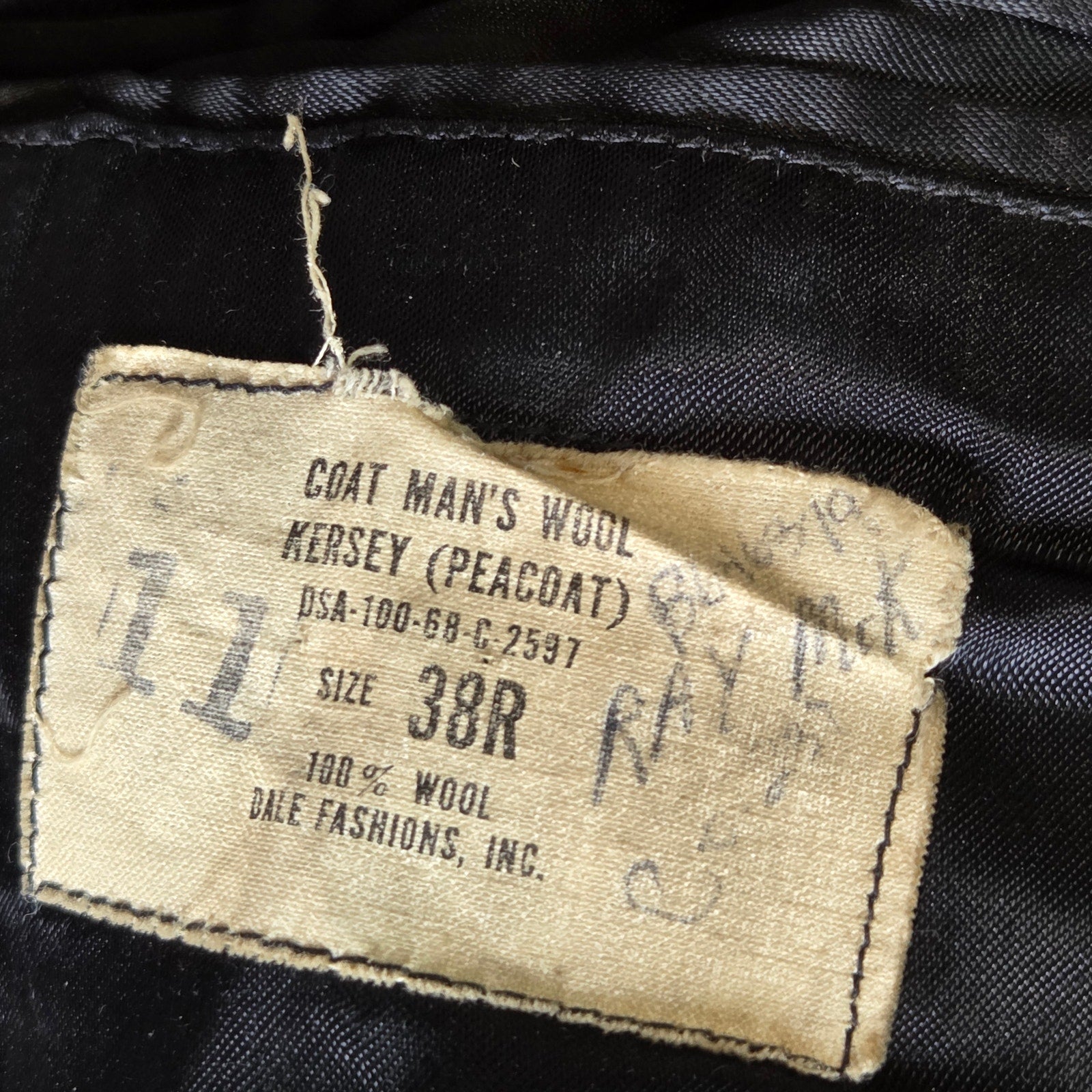U.S. Navy Wool Kersey Peacoat Mens 38R Vietnam Era 1968–1972