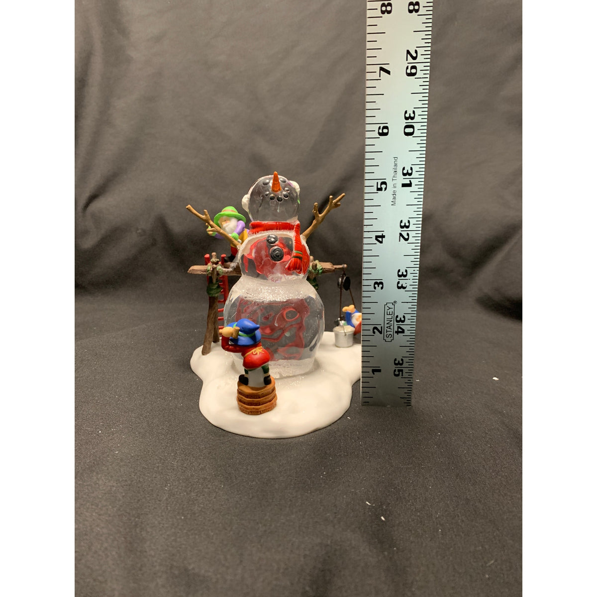 Dept 56 Kringle Street Snowman 56833 North Pole 2002 Limited Edition Box