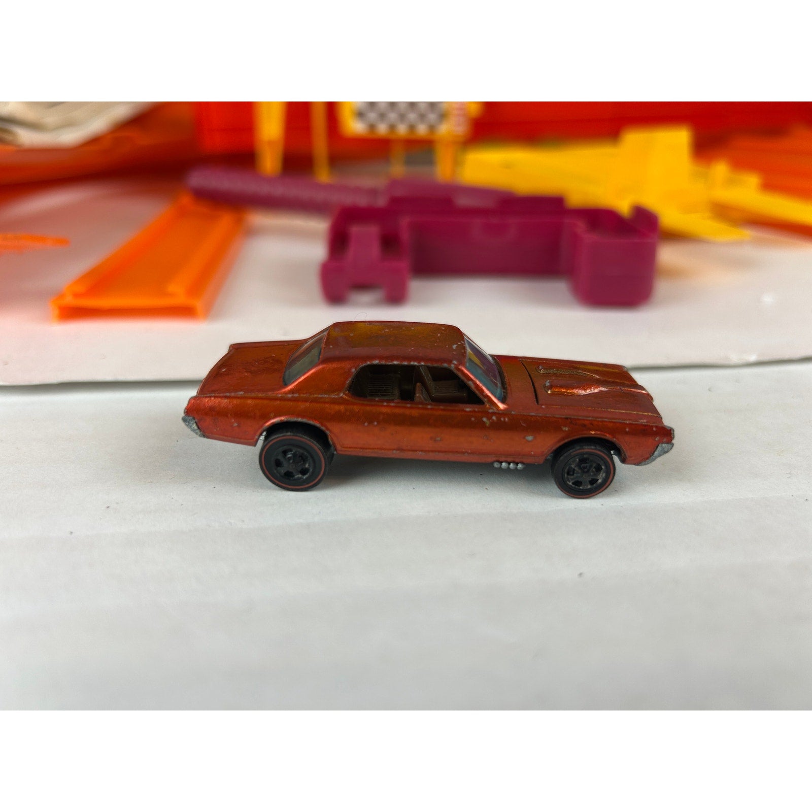 Vintage Hot Wheels Red-Line Cars Lot (4) + Hot Curves Race Action Set Track