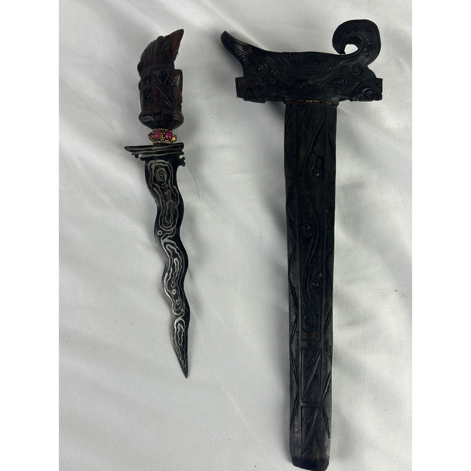 Lot 3 Indonesian Style Kris Keris Daggers Wood Sheaths Display Set