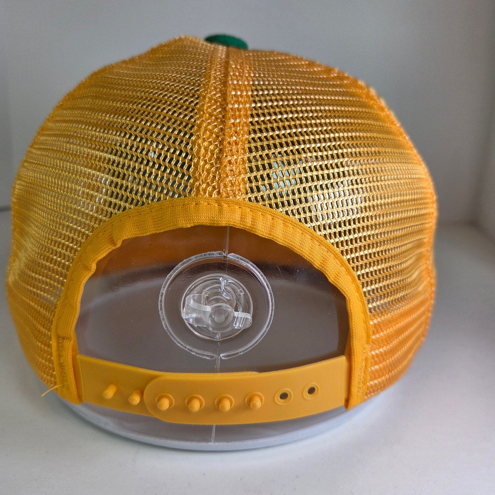 Vintage Johnson Reels Trucker Hat Green Yellow Kap King USA Snapback Foam Rot