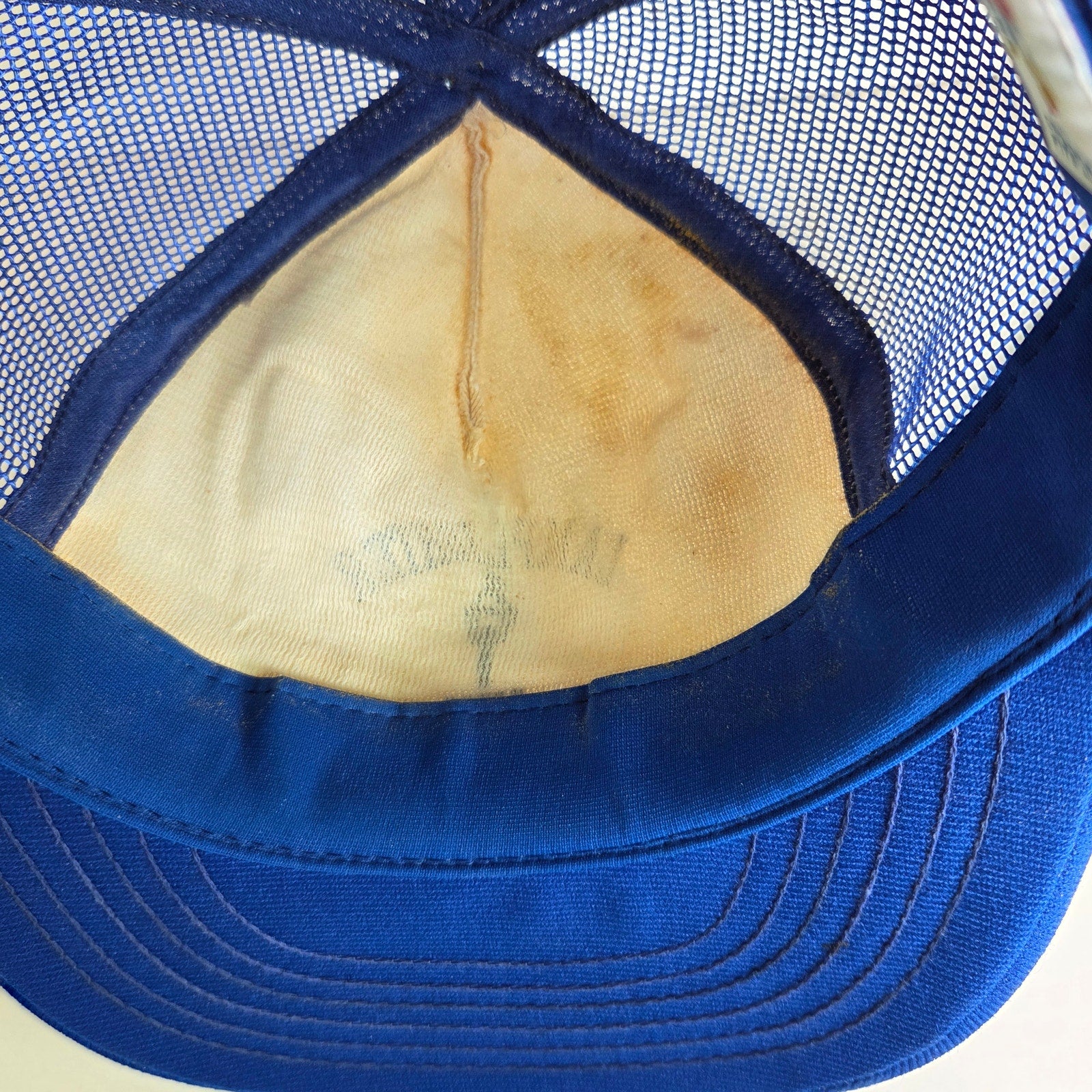 Lamplighter Inn Webb Lake WI Vintage Mesh Trucker Hat Snapback USA