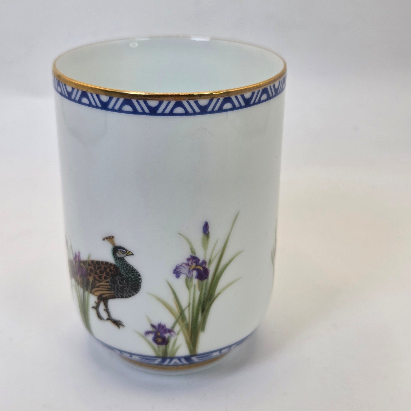 Franklin Porcelain 1985 Peacock Bird & Iris Japanese Porcelain Tea Cup Japan