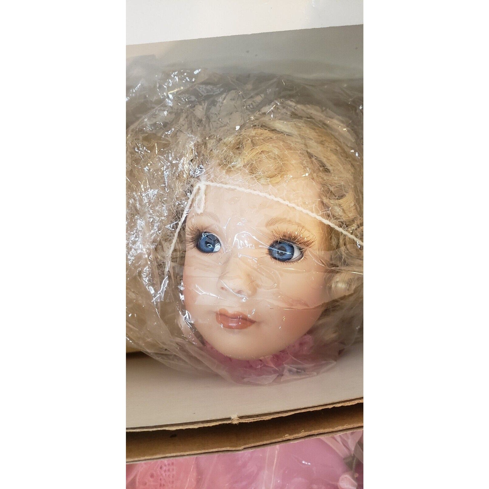 World Gallery 24" Beth Porcelain Doll by Ruth Mattingly Ltd Ed 157/1500 COA Box