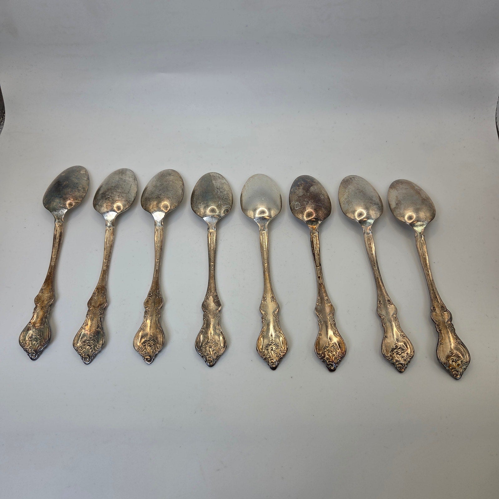 International Silver Deepsilver Countess Soup Spoons Set of 8 Vintage 1971
