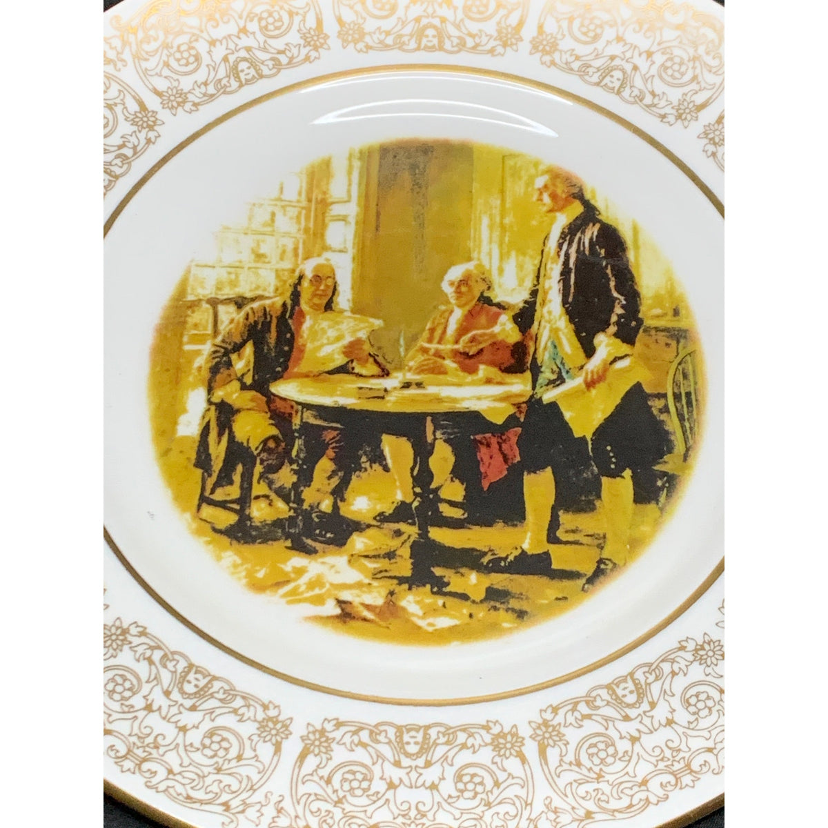 Vintage Wittnauer Collectors Guild Bone China Art Plates Set of 2 England