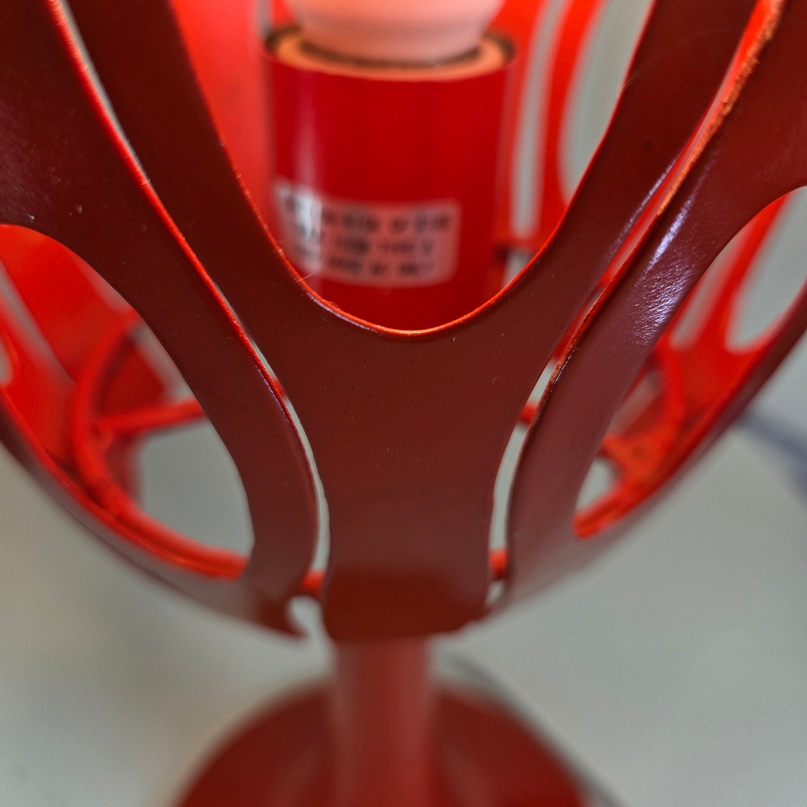 Retro Red Metal Cutout Table Lamp, 19.5″ Tall, Plug-In, Mid-Century Style