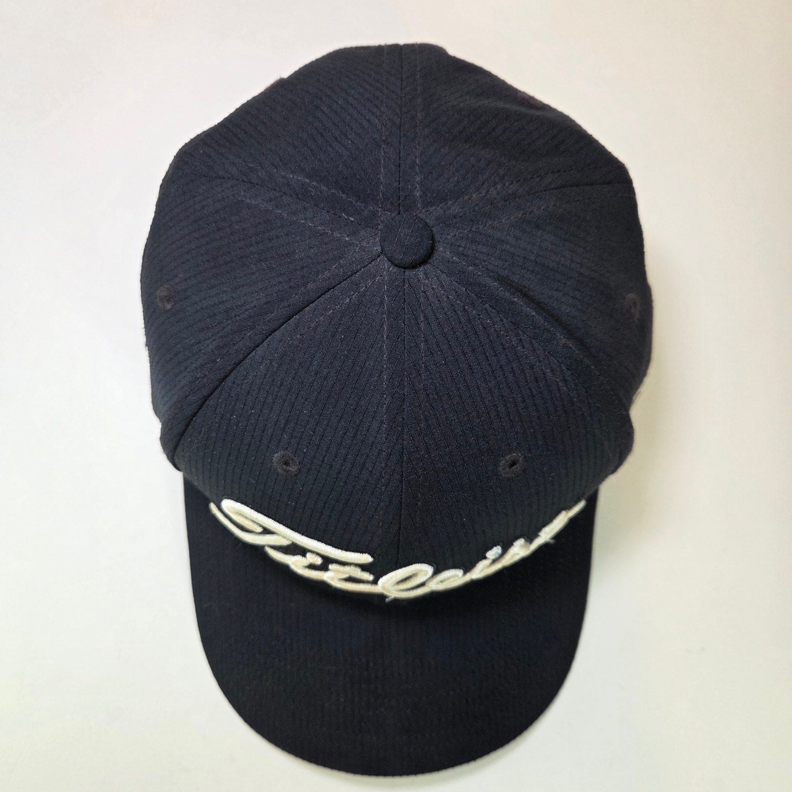 Titleist Pro V1 A‑Flex Tour Performance Fitted Hat Black Size L/XL