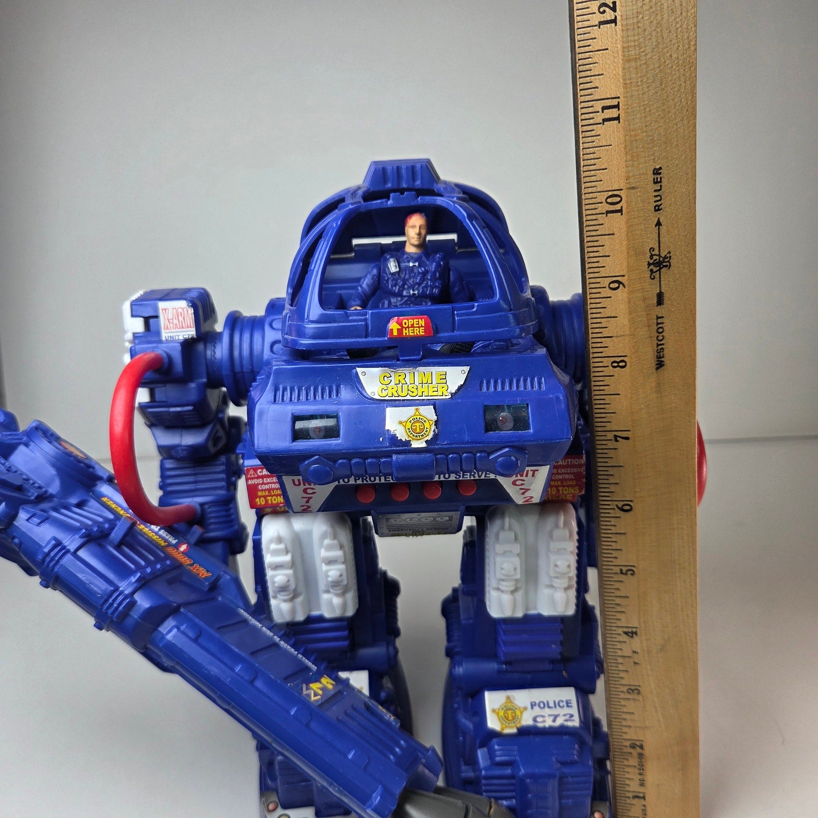 Crime Crusher Police C72 Robot Vehicle w/ Figure Missile Launcher Untested