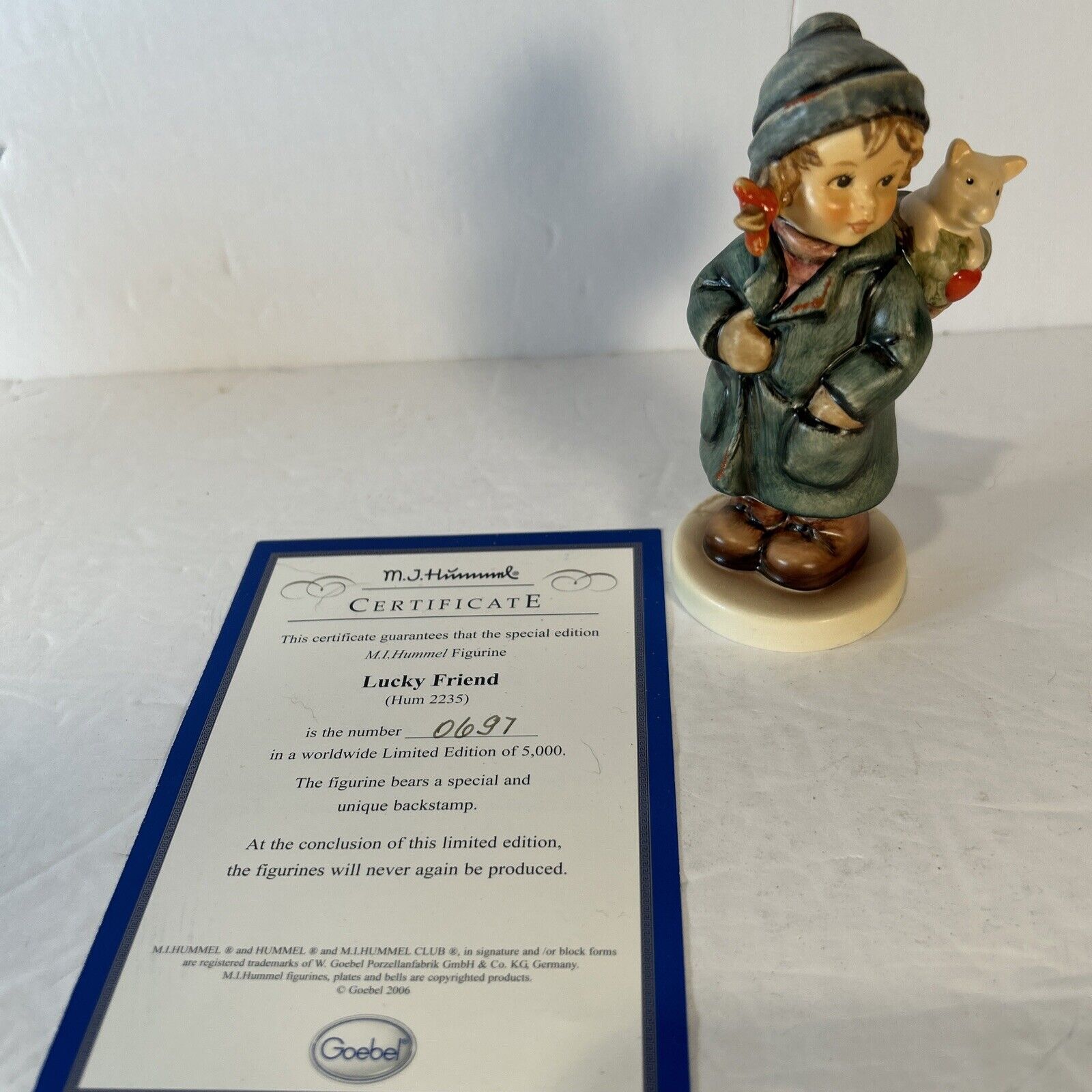 MI Hummel Heart of Hummel Set of 4 LE Figurines + Tin COA #0697/5000