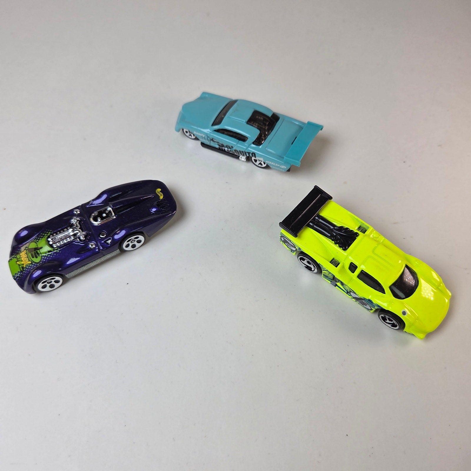 Hot Wheels Vintage 1990s Diecast Car Lot of 3 Turbulence GT Racer Mosquito