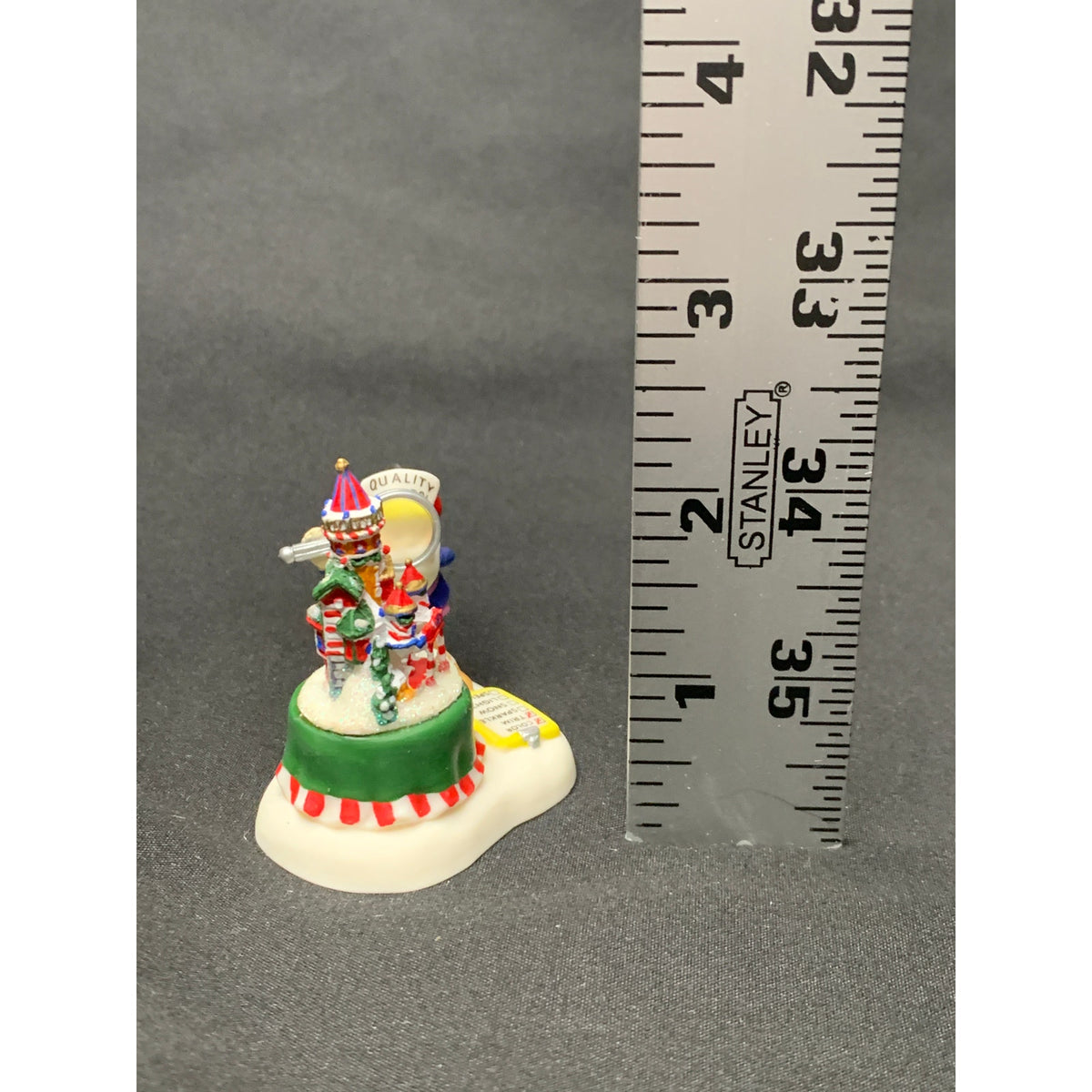 Dept 56 Making Each House Checking It Twice 57204 North Pole Special Edition