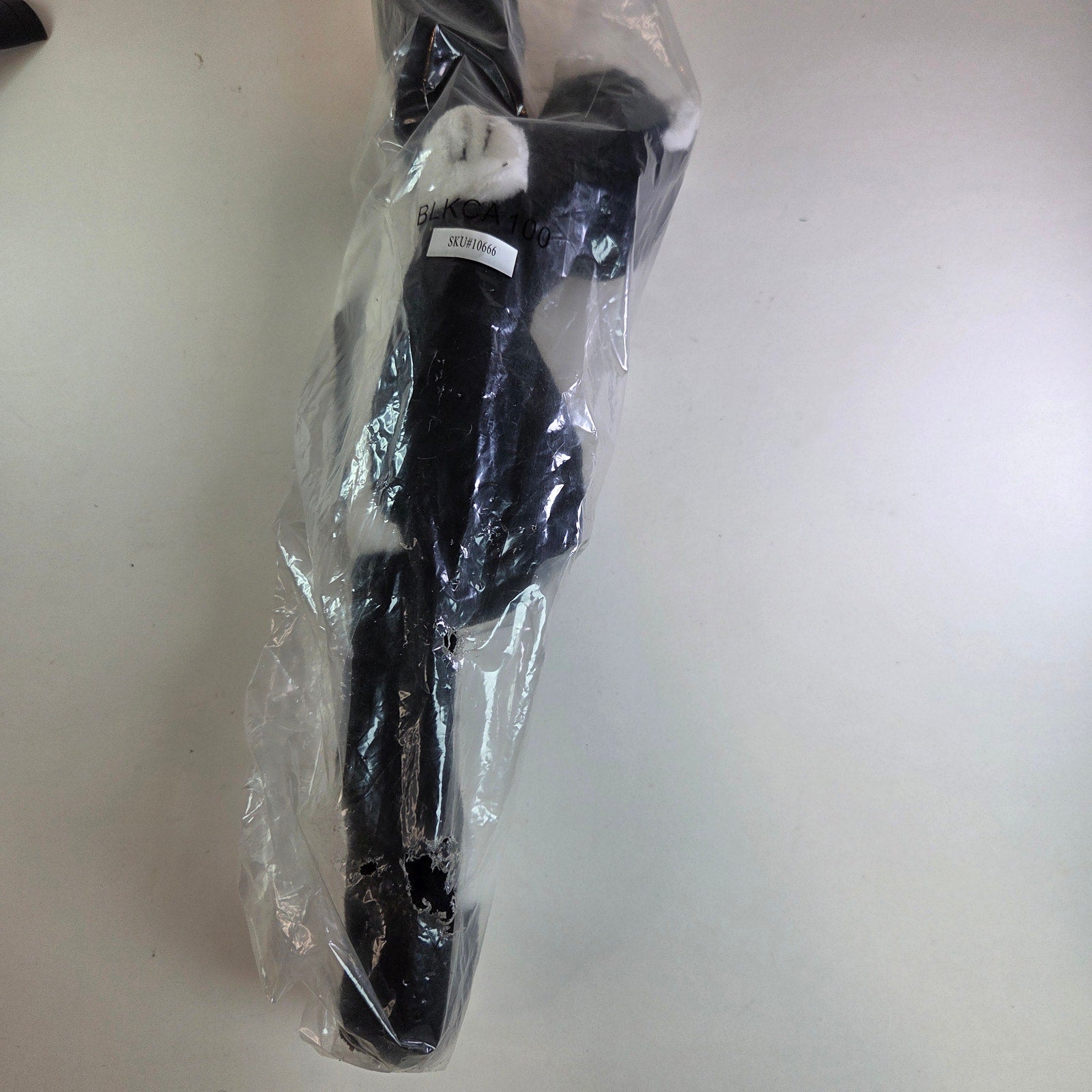 Black & White Cat Plush Novelty Back Scratcher – 16" Wooden Handle