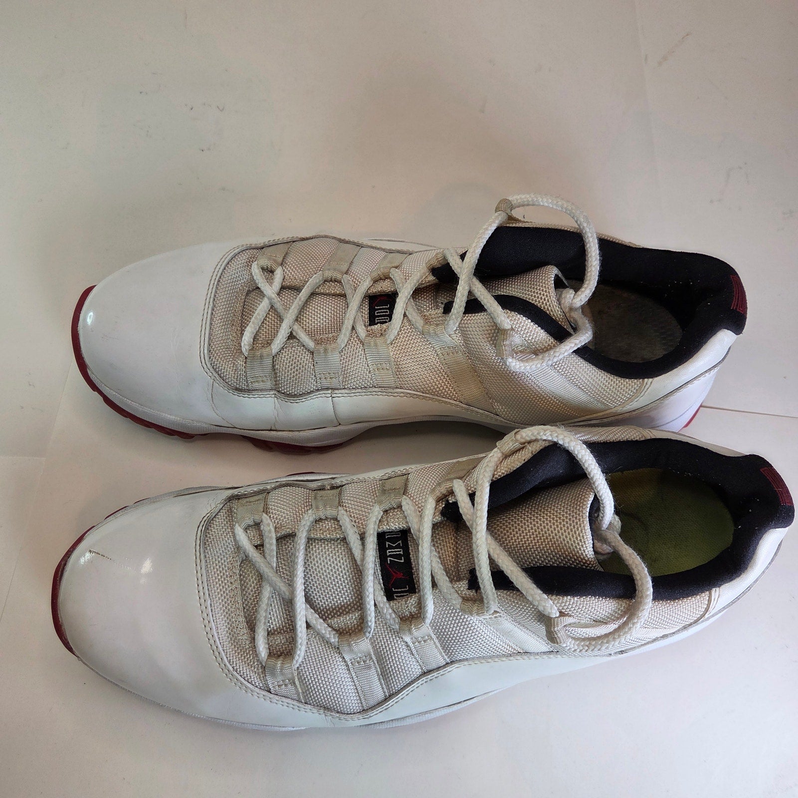 Nike Air Jordan 11 Retro Low Cherry 2012 White Red Size 13 528895-101