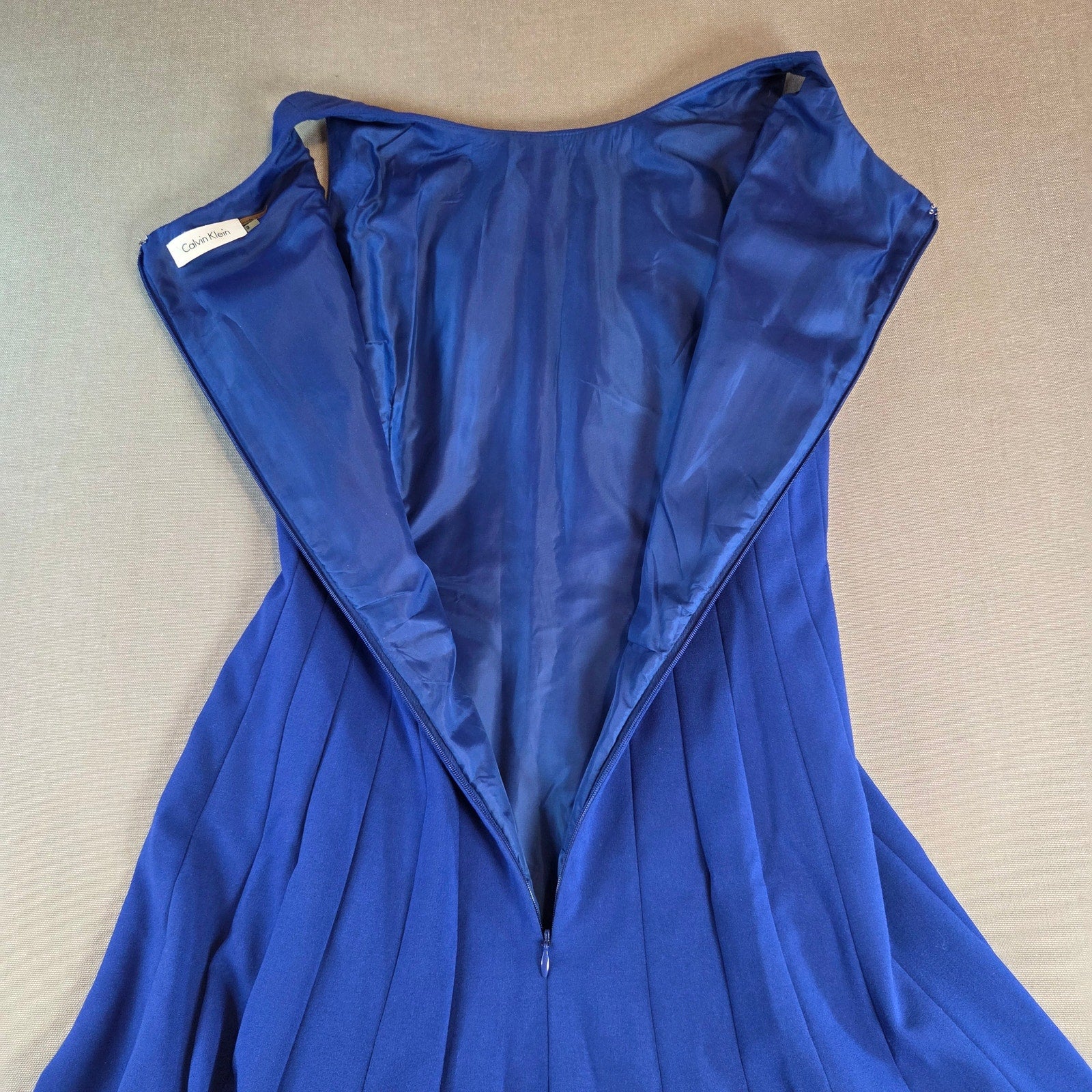 Calvin Klein Blue Fit & Flare Dress Women’s Size 2 Sleeveless Lined Cocktail