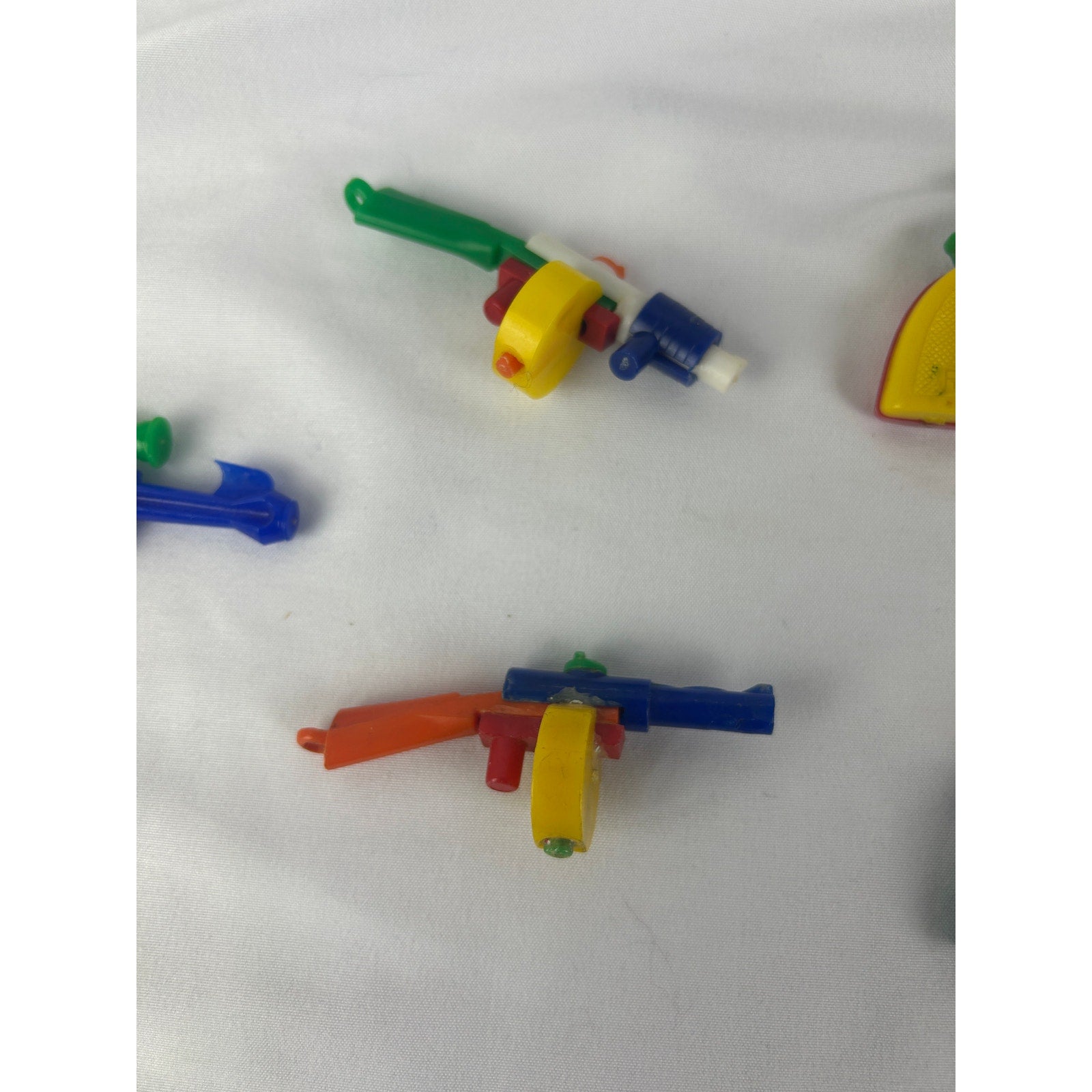 Vintage 1950s Puzzle Keychain Toy Gun Lot Western Revolvers Rifles