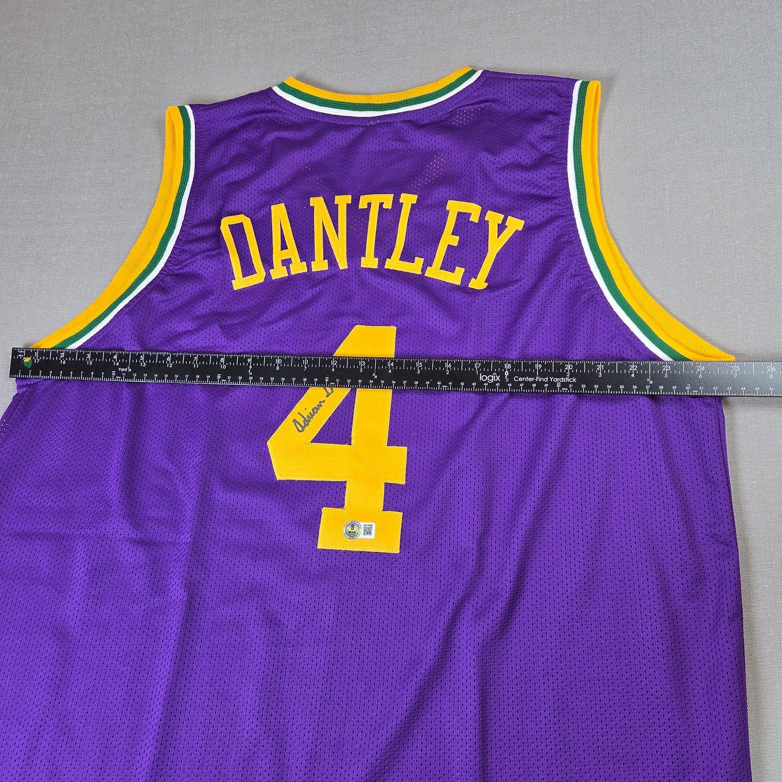 Adrian Dantley Signed Utah Jazz Custom Jersey XL Beckett Witness COA