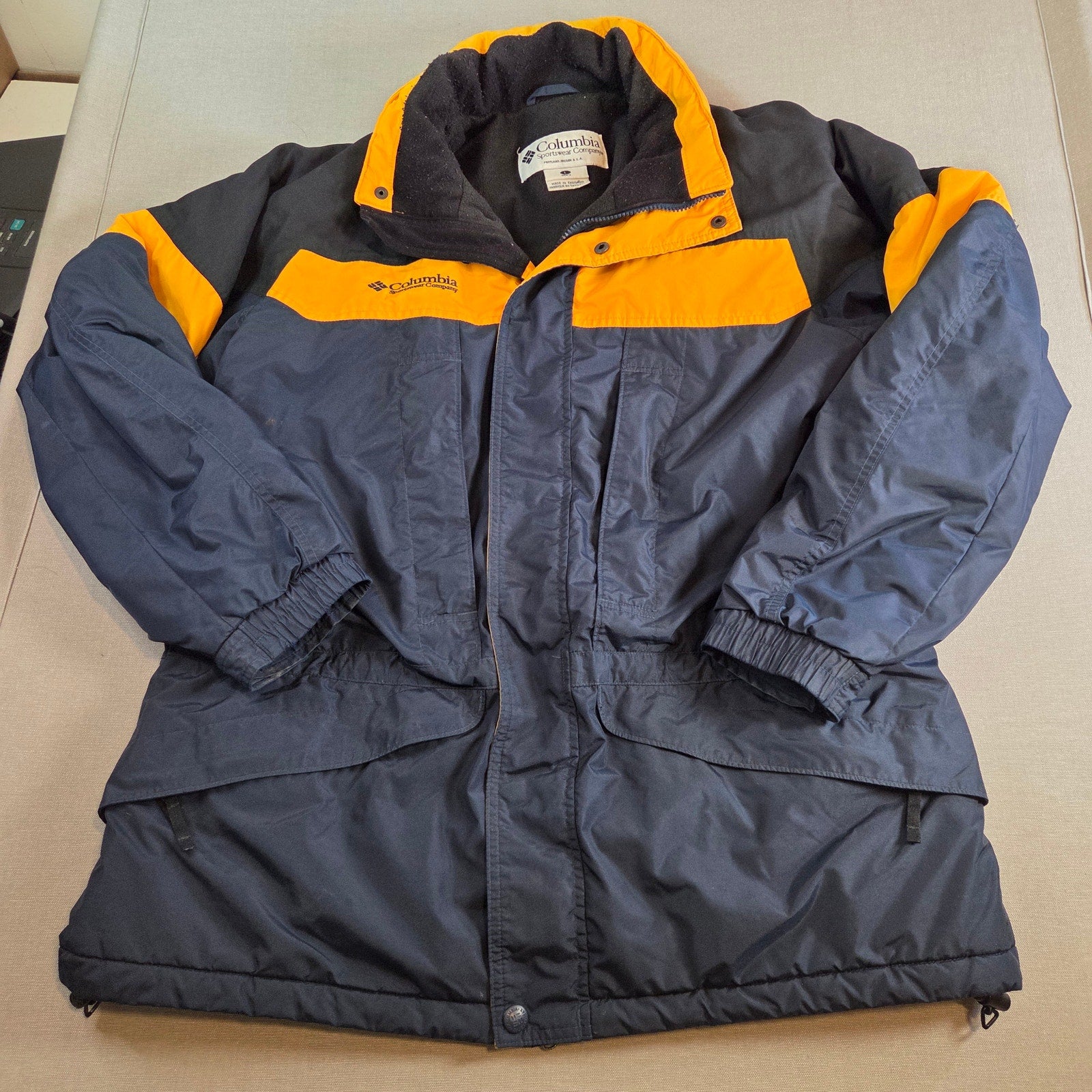 Columbia Sportswear Vintage 90s Parka Jacket Men’s L Navy Yellow Broken Zipper