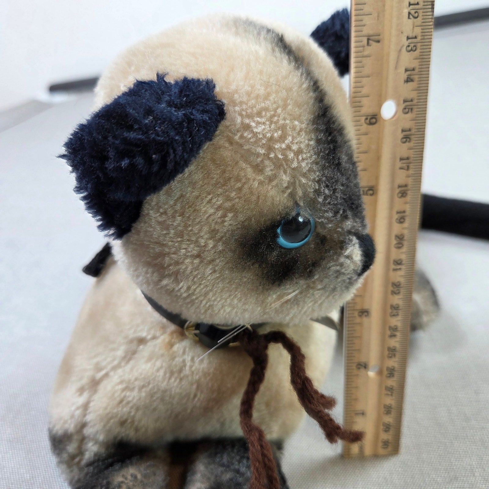 Vintage Dakin Siamese Cat Plush Stuffed Animal Blue Eyes Korea 21” VTG