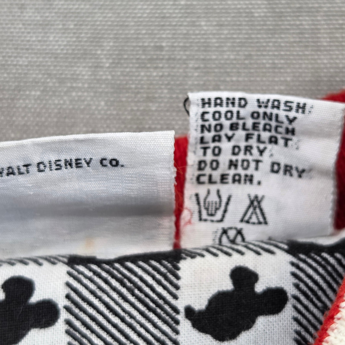 Vintage 1992 Mickey & Co Disney World Tour 1001 Hellos Varsity Jacket M
