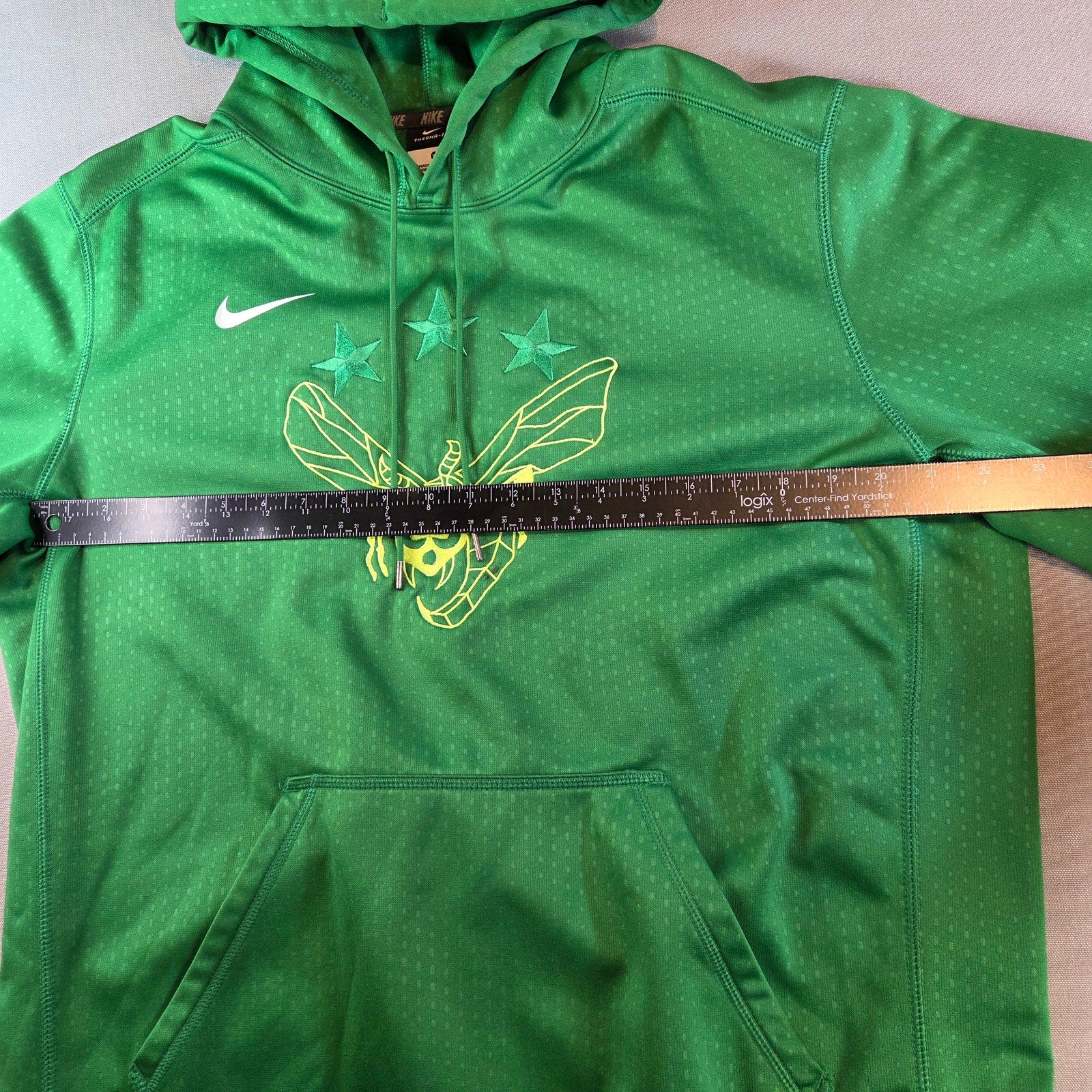 Nike Therma-Fit Hoodie XL Green Rare Graphic Insect Skull Logo Pullover