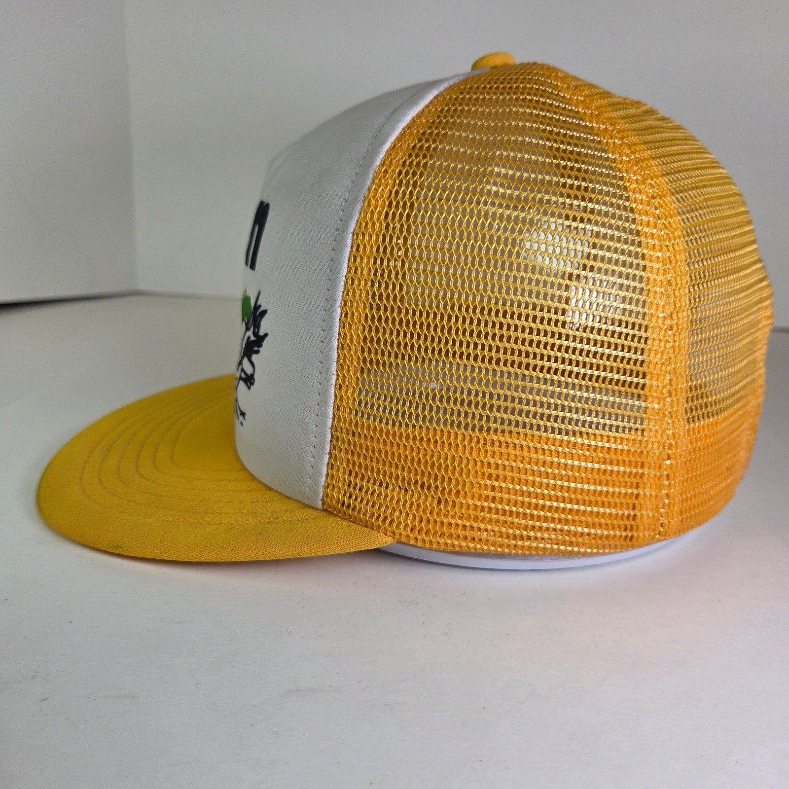 Vintage Stren Fishing Trucker Hat Mesh Snapback Yellow White Foam Front USA