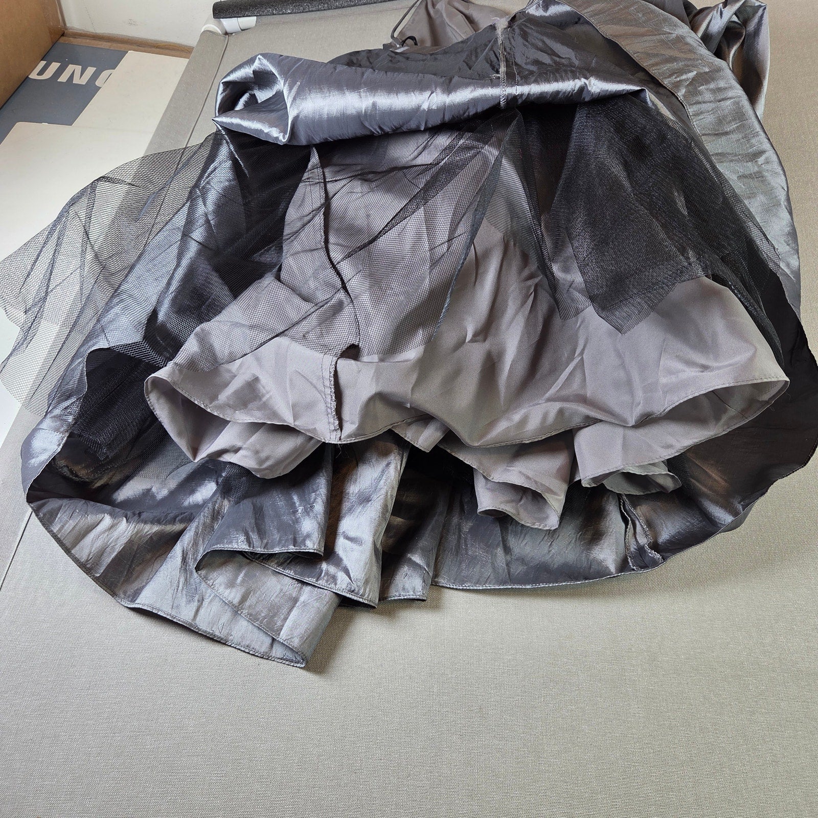 WTOO Watters Halter Ball Gown Dress Size 12 Formal Prom Taffeta Skirt