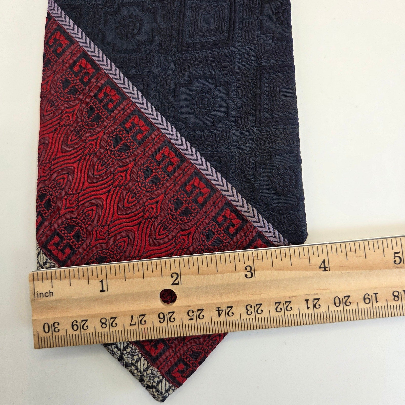 Vintage 1970s Dacron Wide Polyester Tie Red Navy Diagonal Retro 3.75”