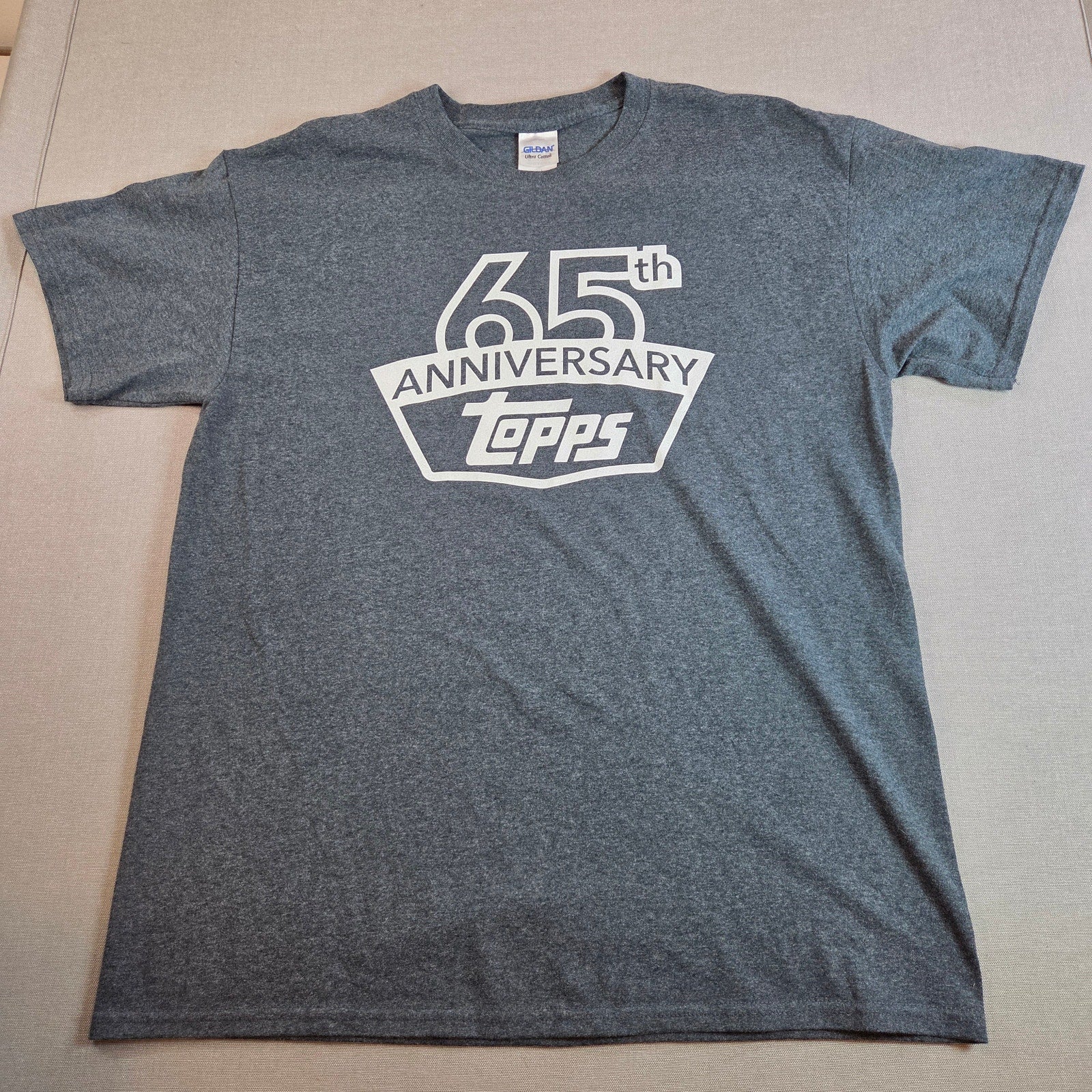 Topps 65th Anniversary 2016 Gray Graphic Tee Shirt Gildan Size L 50/50 Blend