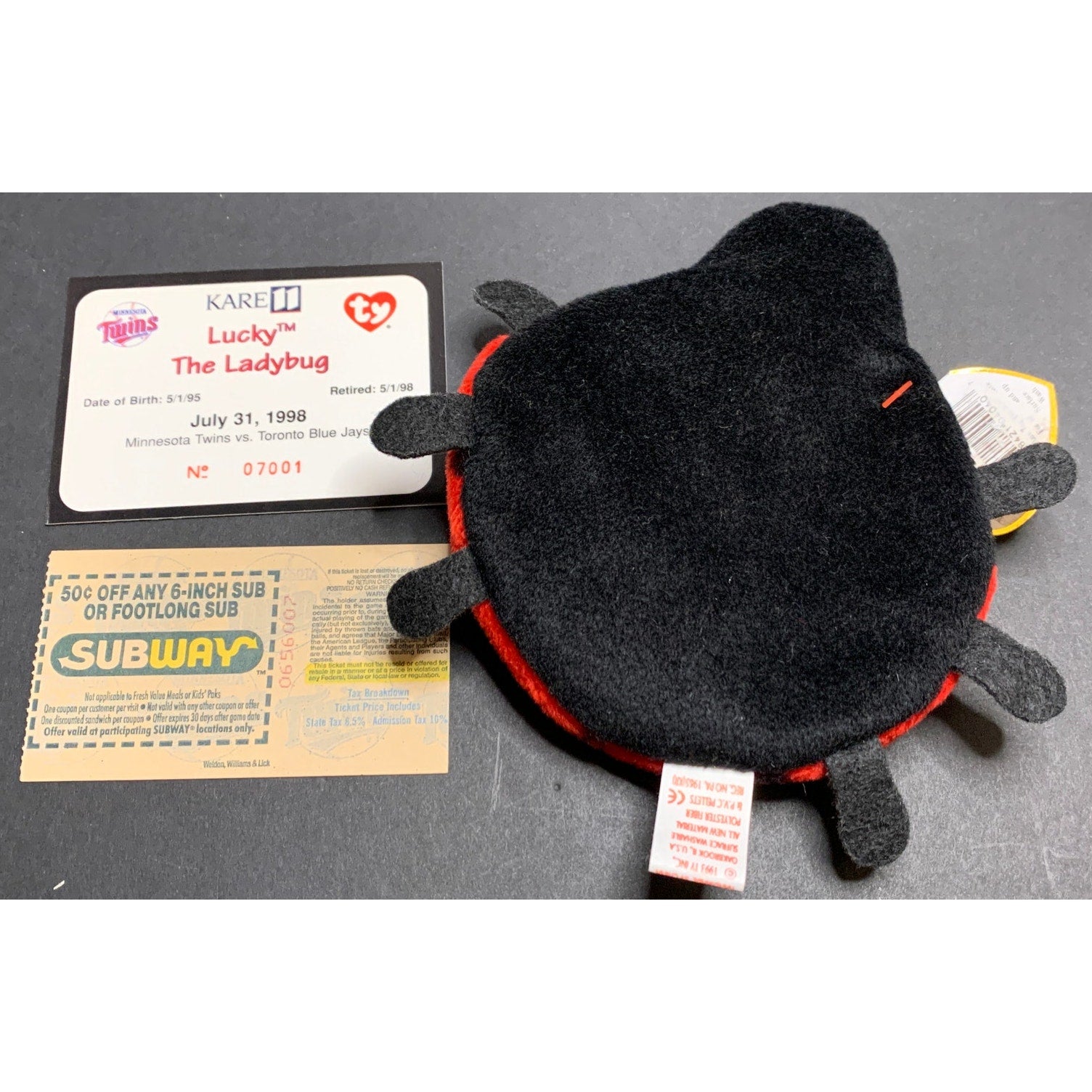 1998 Ty Beanie Babies Day Lucky the Ladybug Minnesota Twins Ticket Stub Card