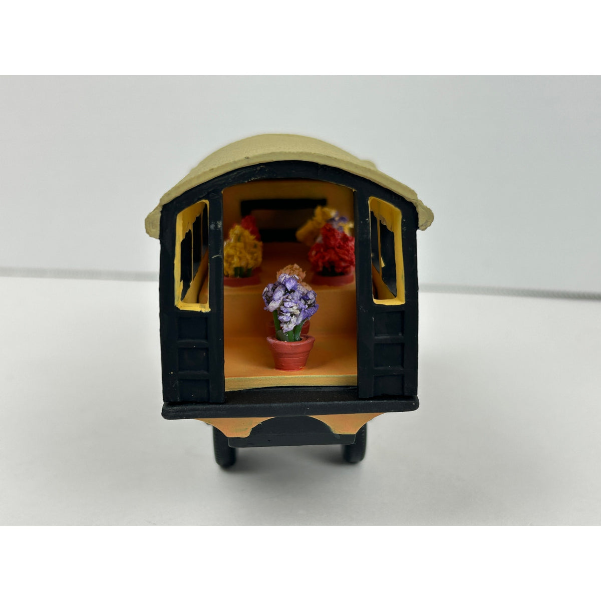 Department 56 Heritage Village 1919 Bachman Wilcox Truck with Box