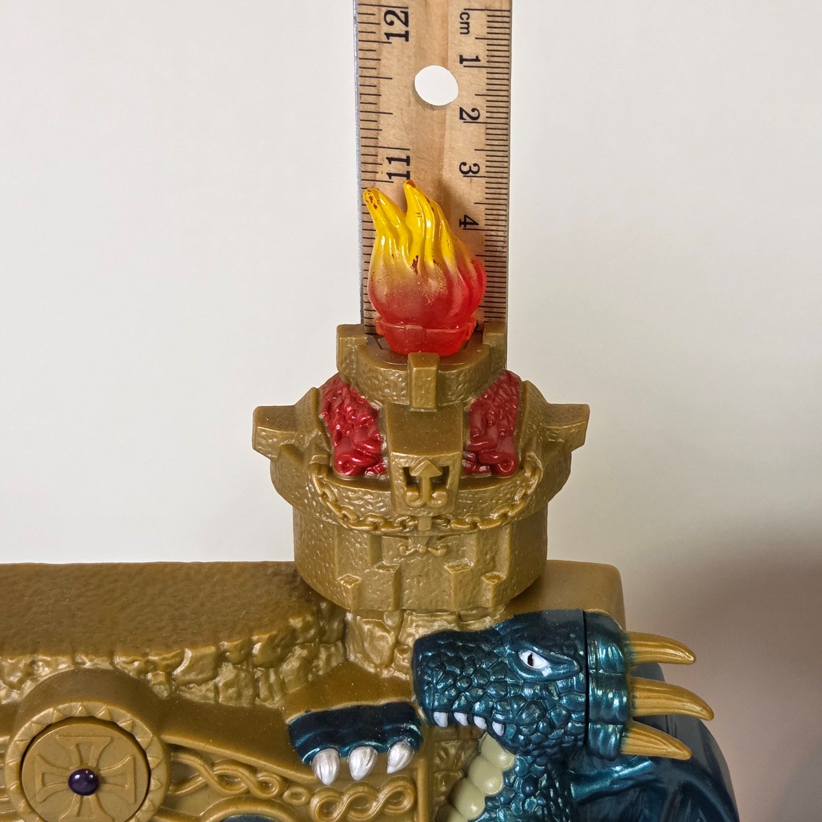 Keenway Medieval Castle Playset Lot w/ Dragons Sound Effects Battery Operated