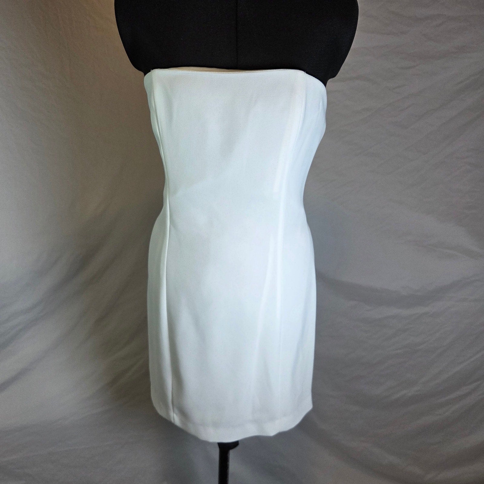 Hugo Buscati White Strapless Mini Dress USA Womens Size 10 Y2K Vintage