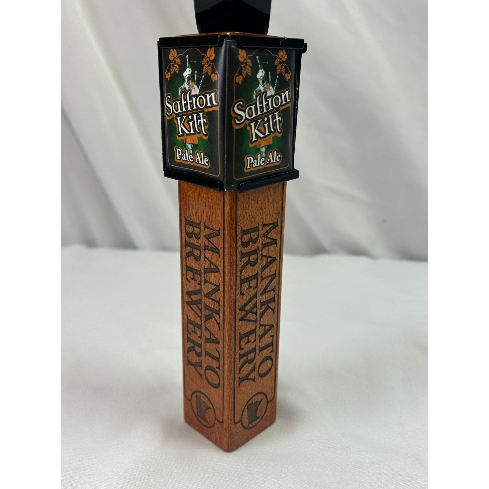 Mankato Brewery Saffron Kilt Pale Ale Beer Tap Handle Minnesota 2010 Wood