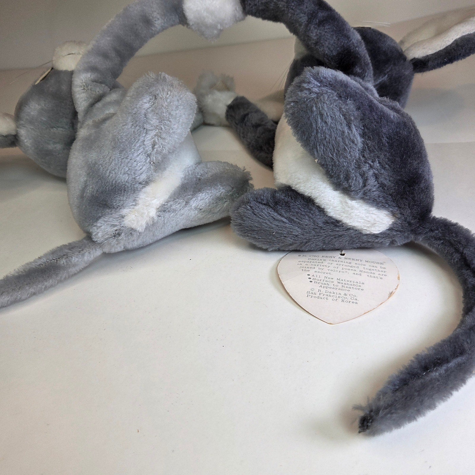 Vintage 1976 R Dakin Eeny & Meeny Mouse Plush Pair Korea Velcro Hands #31-1760