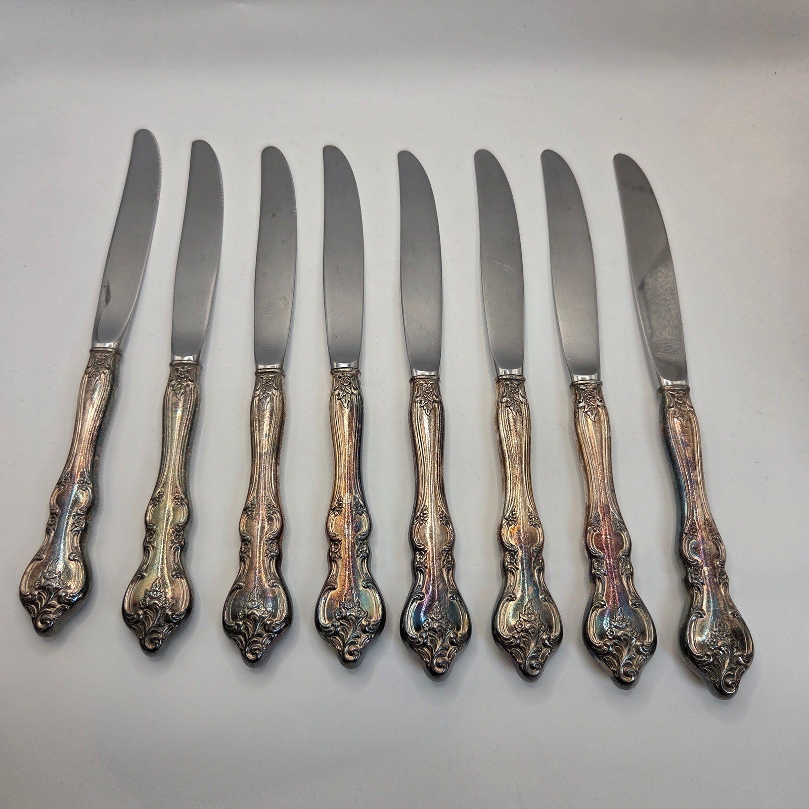 International Silver Deepsilver Countess Dinner Knives Set of 8 Vintage 1971