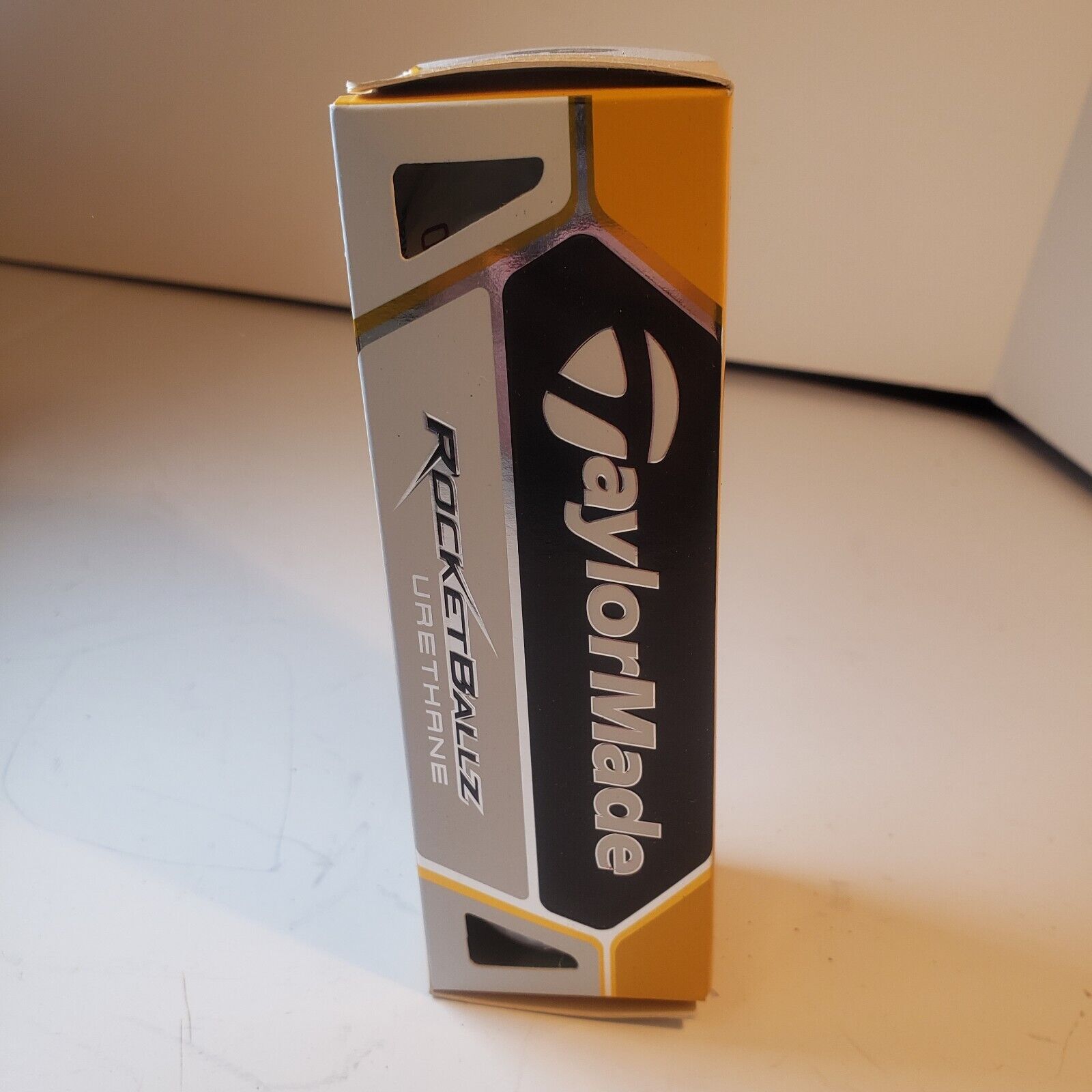 TaylorMade RocketBallz Golf Balls, 1 Sleeve 3 balls