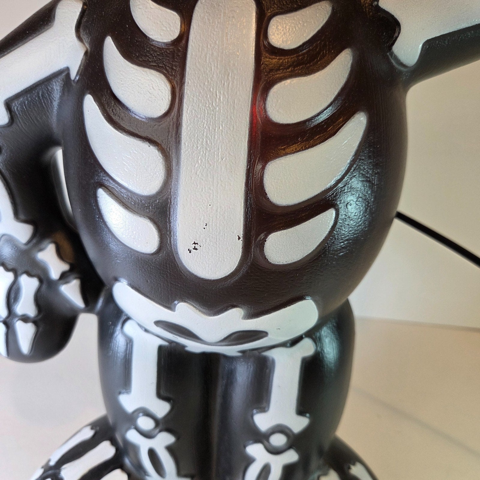 Skeleton Halloween Light-Up Decoration 24.5" Indoor Plug-In 2022 – READ